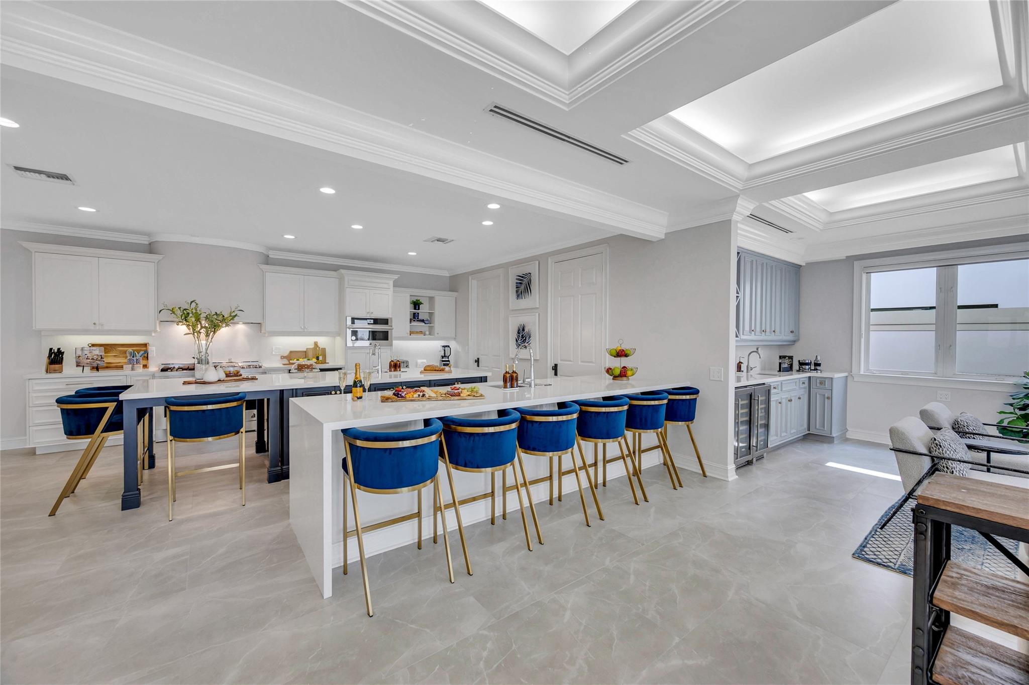 1949 Harbourview Dr Fort Lauderdale, FL 33316