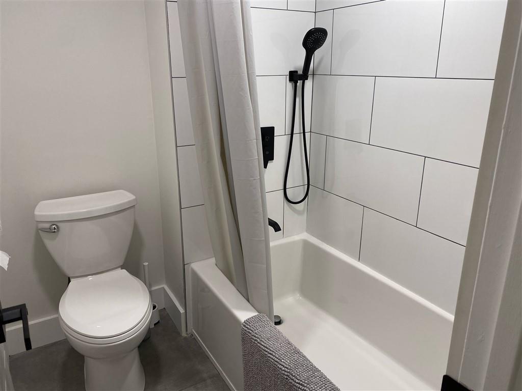 304 Racquet Clb Rd #204 Weston, FL 33326