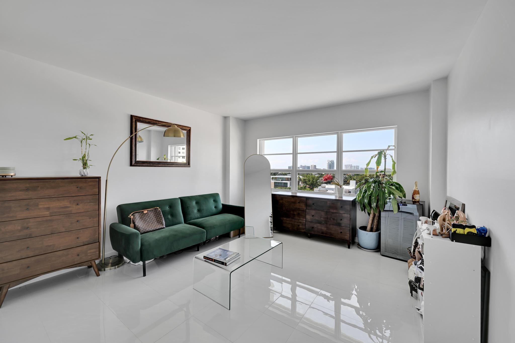 2500 E Las Olas Blvd #603,Fort Lauderdale, FL 33301