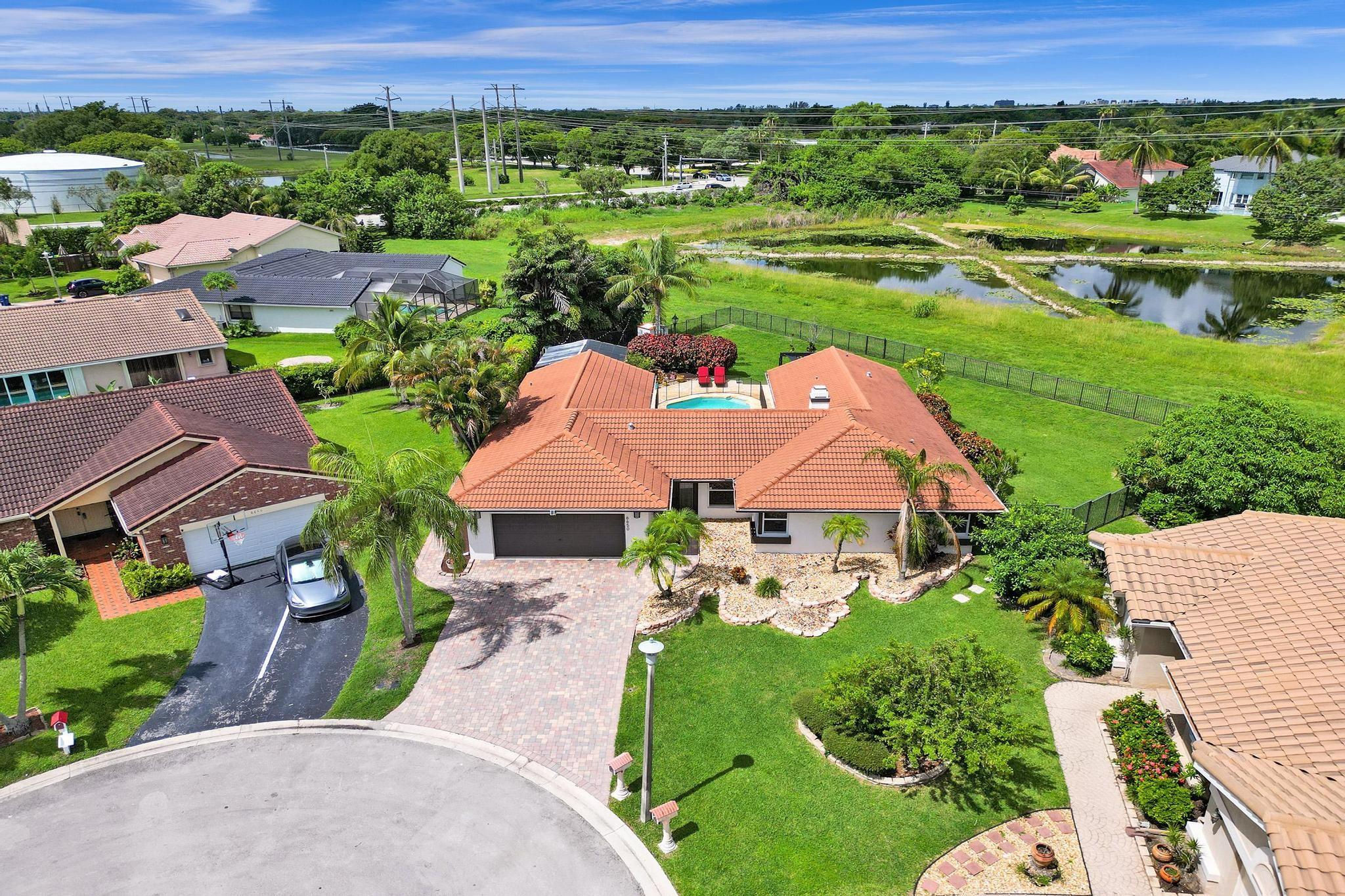 6650 NW 47th St