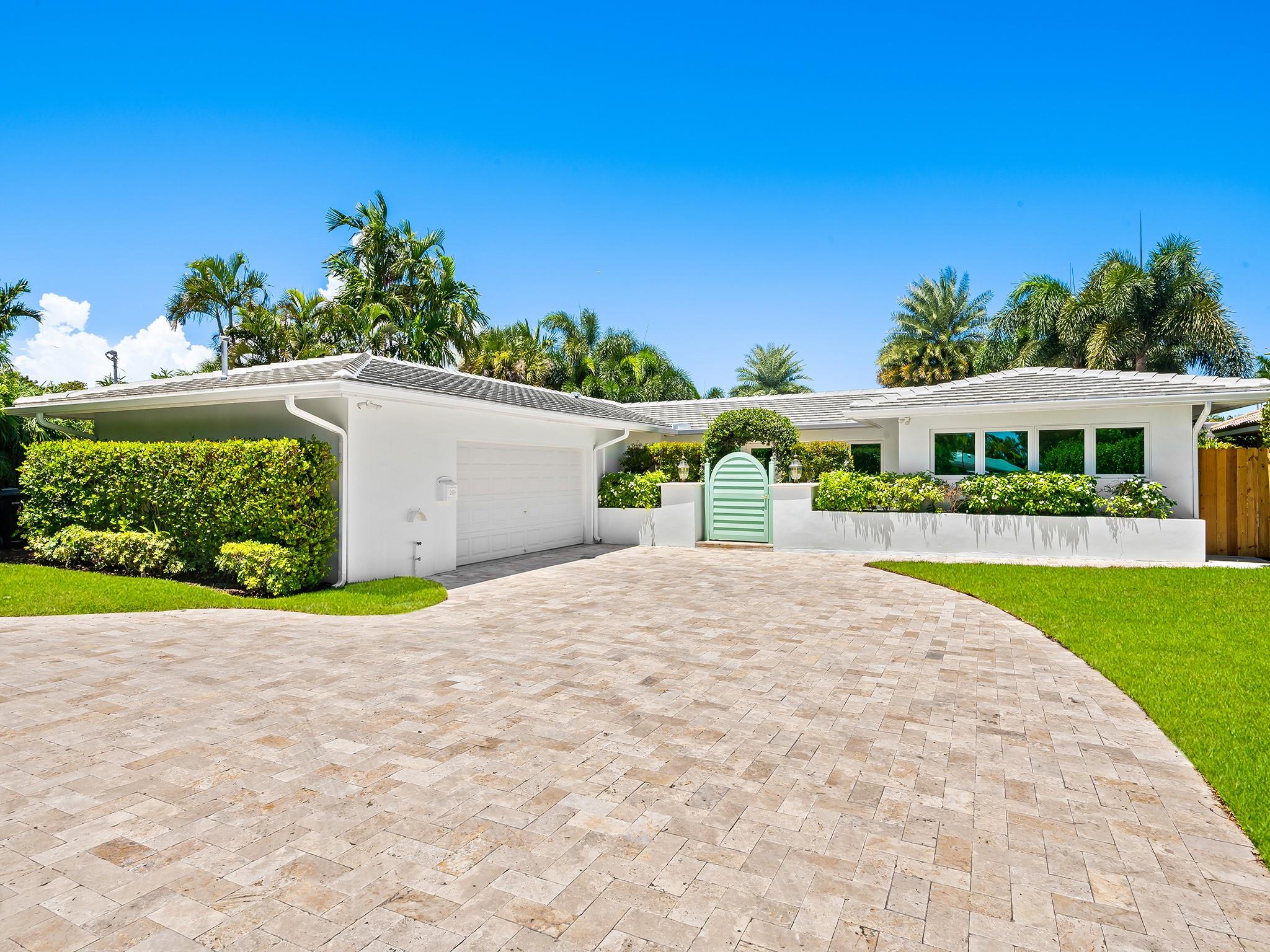 2619 Barbara Dr