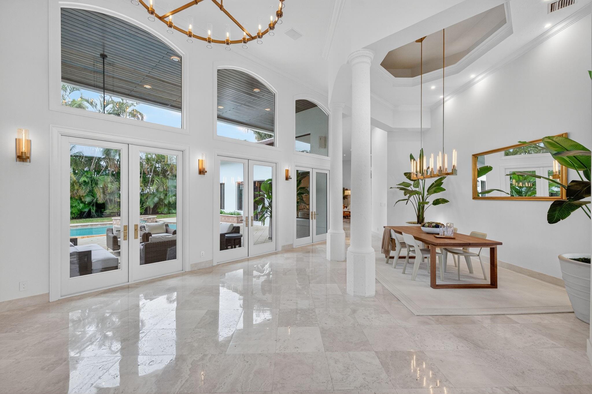 1518 E Lake Dr Fort Lauderdale, FL 33316