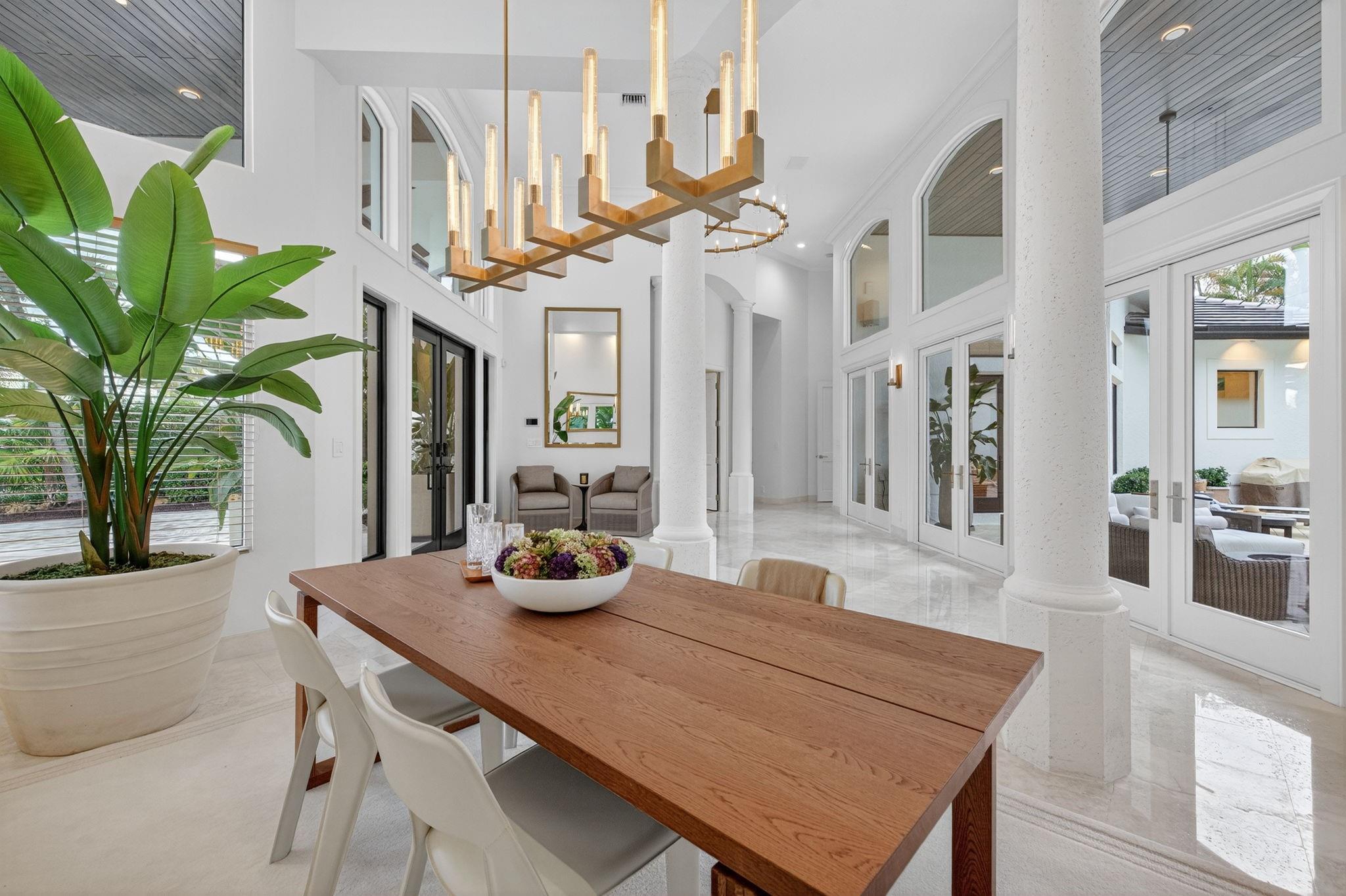 1518 E Lake Dr Fort Lauderdale, FL 33316