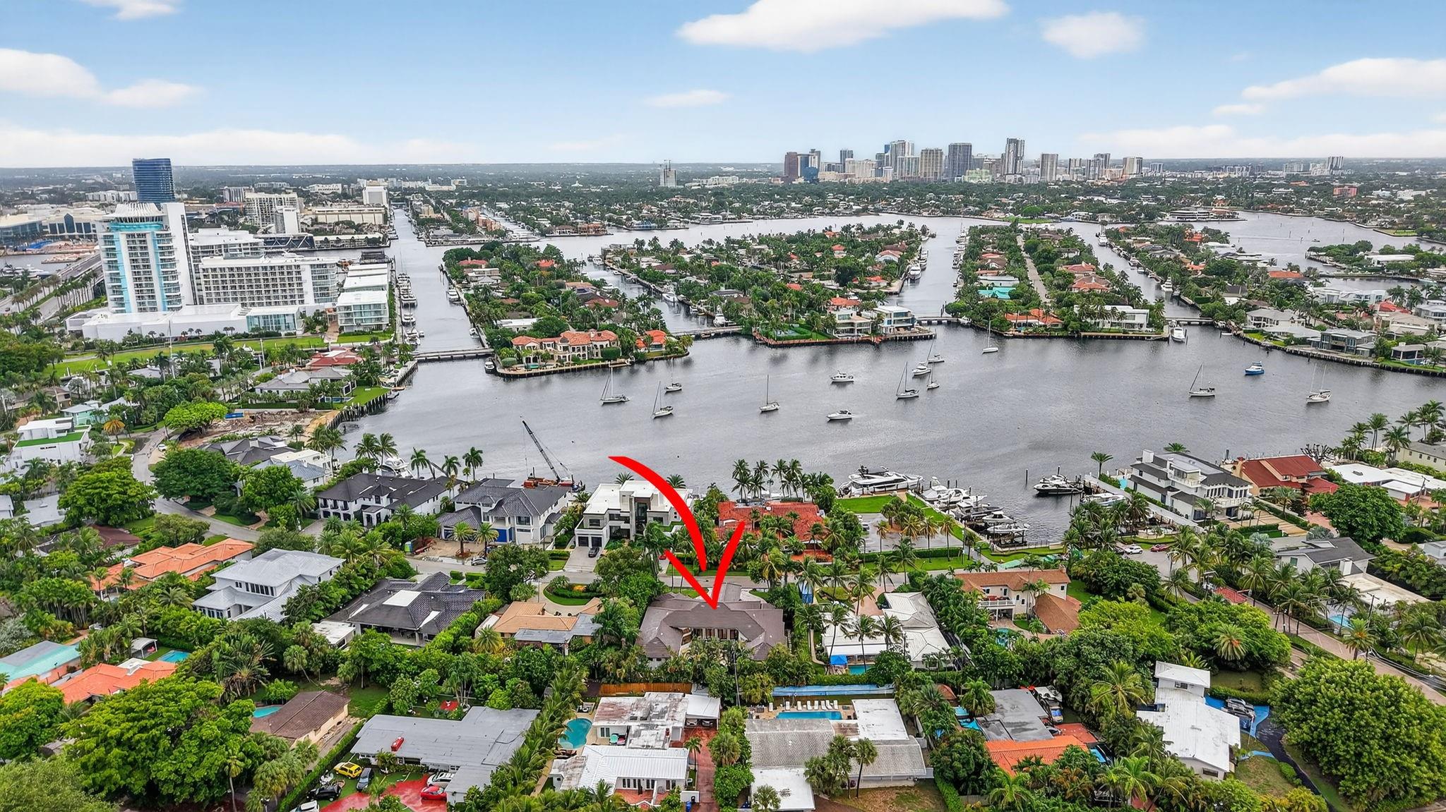 1518 E Lake Dr Fort Lauderdale, FL 33316