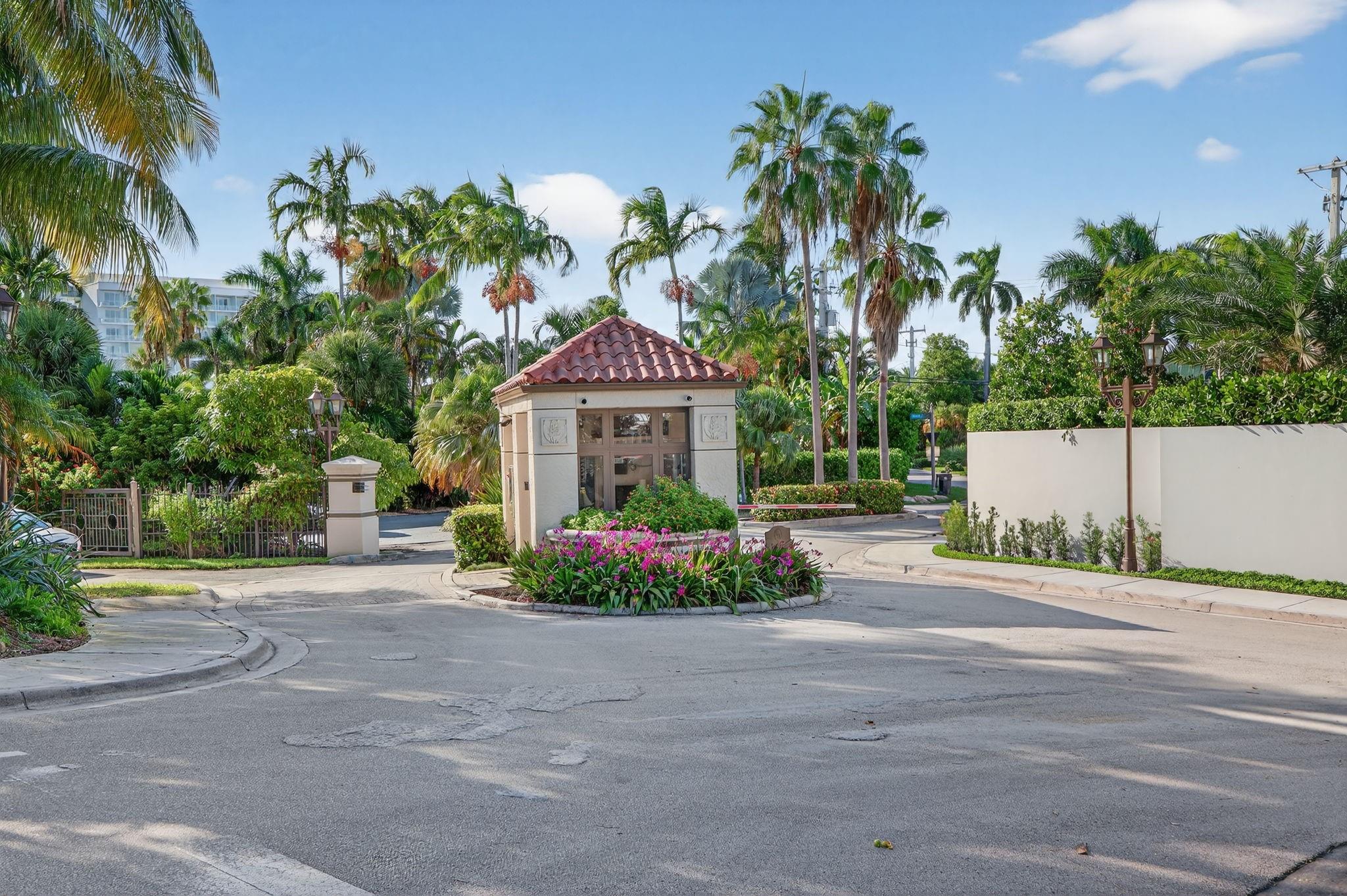 1518 E Lake Dr Fort Lauderdale, FL 33316