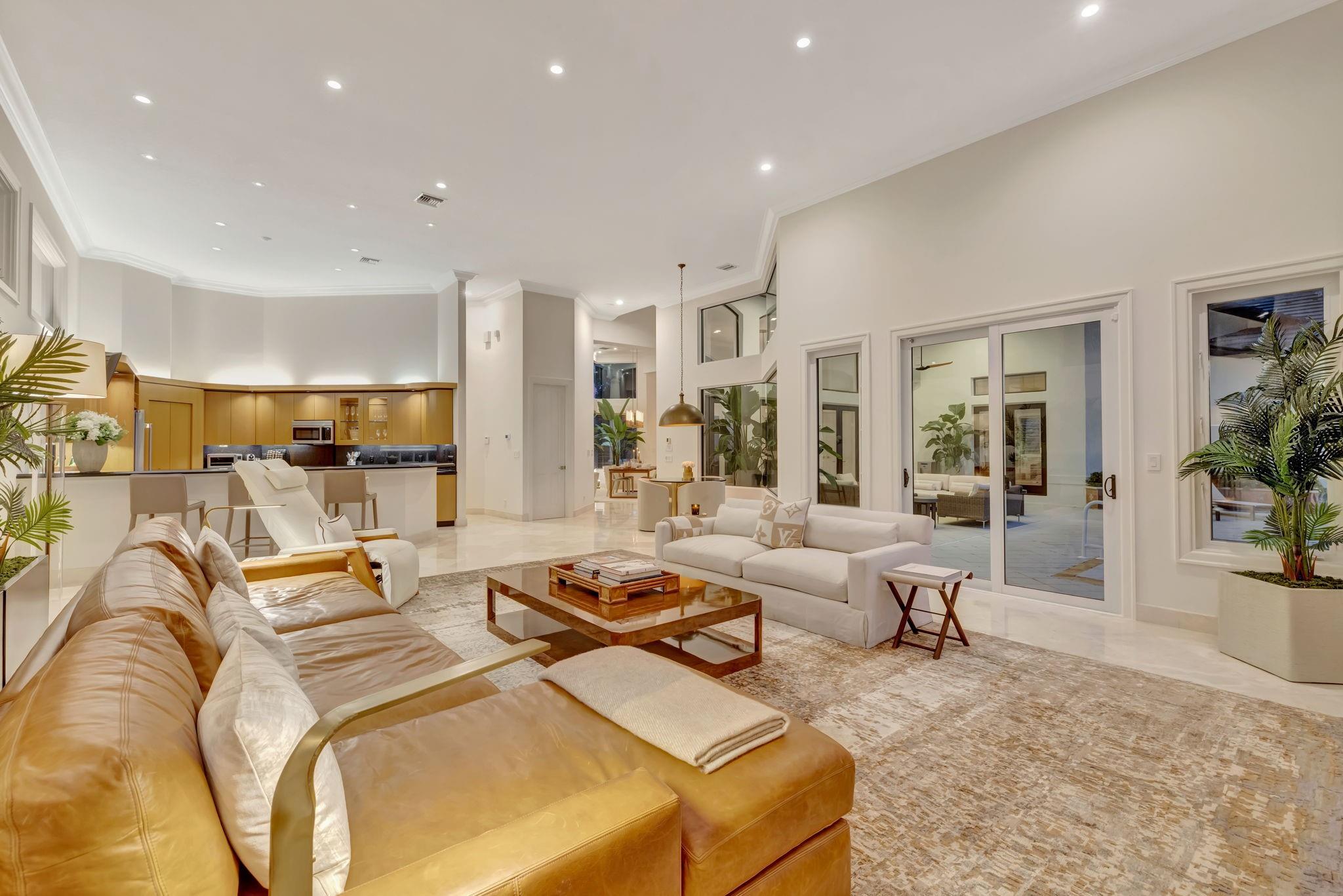 1518 E Lake Dr Fort Lauderdale, FL 33316