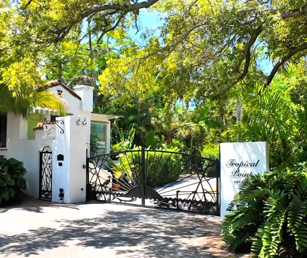 629 SW 8th Ter Fort Lauderdale, FL 33315