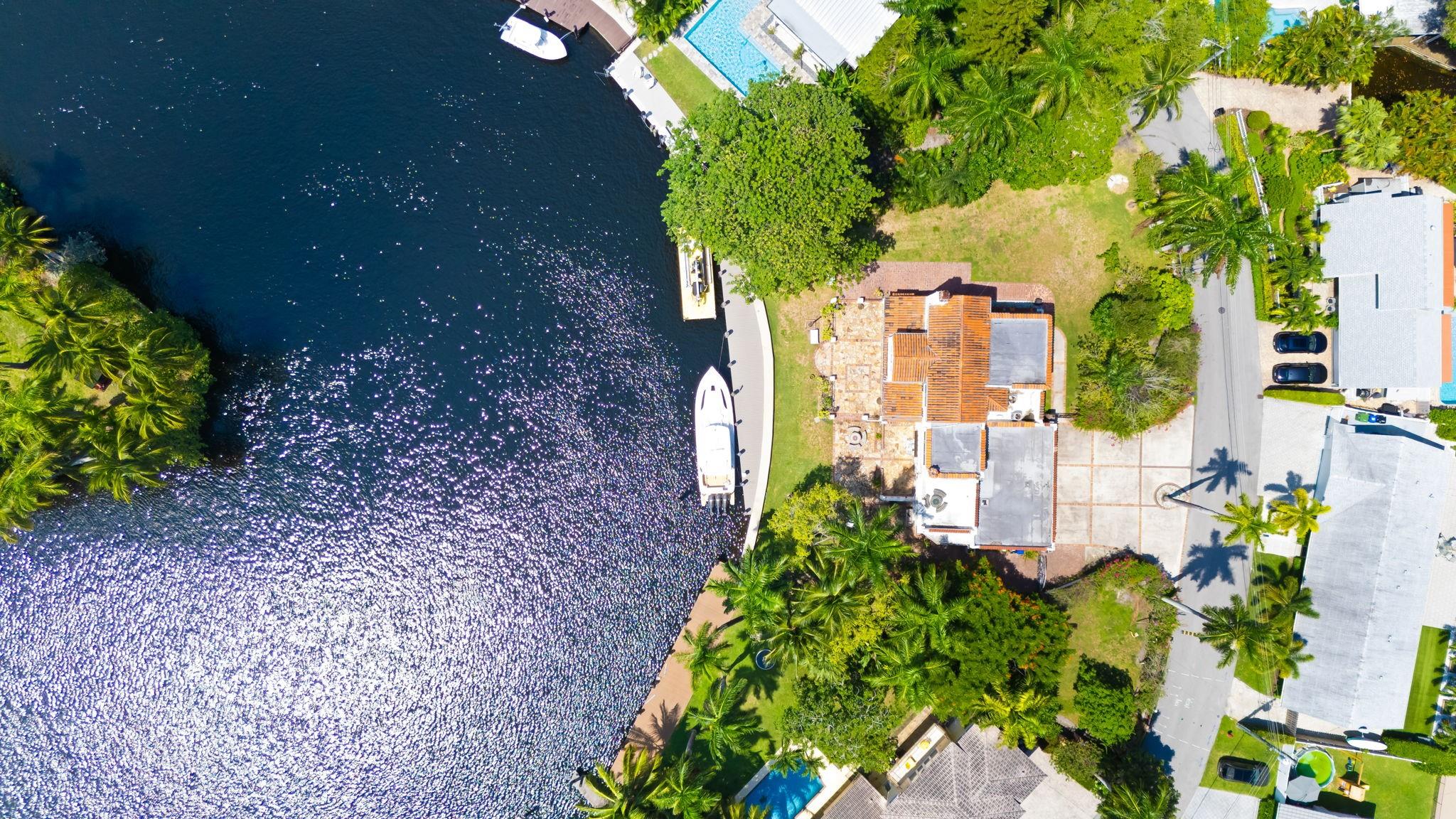 629 SW 8th Ter Fort Lauderdale, FL 33315