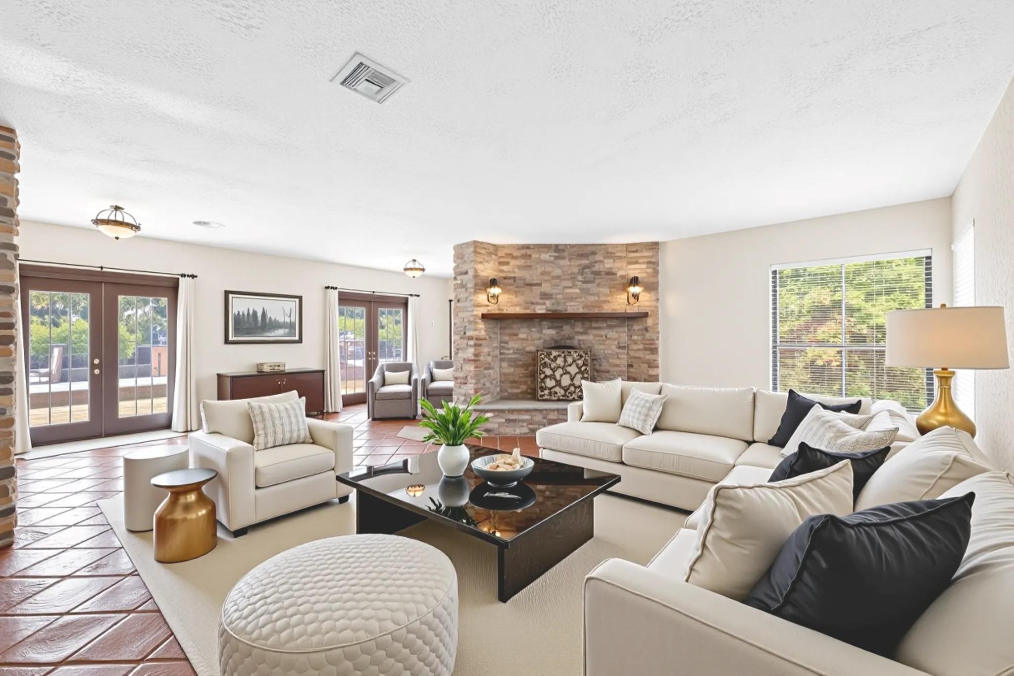 629 SW 8th Ter Fort Lauderdale, FL 33315