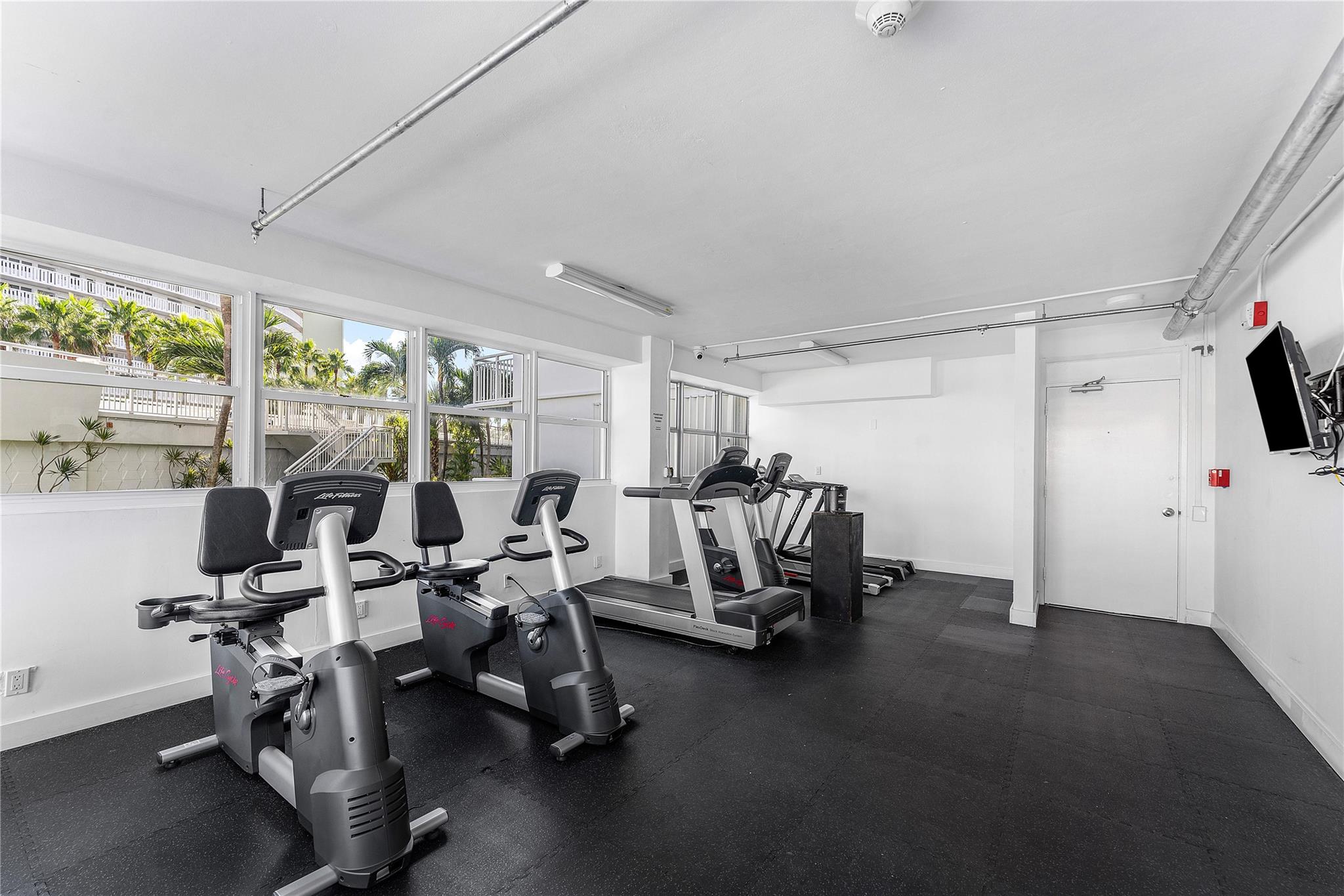 1920 S Ocean Dr #306 Fort Lauderdale, FL 33316