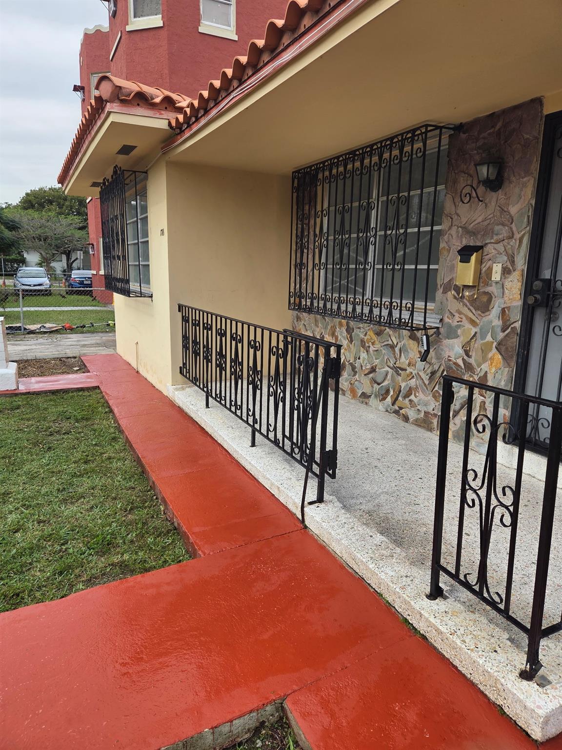 1781 SW 13th St Miami, FL 33145