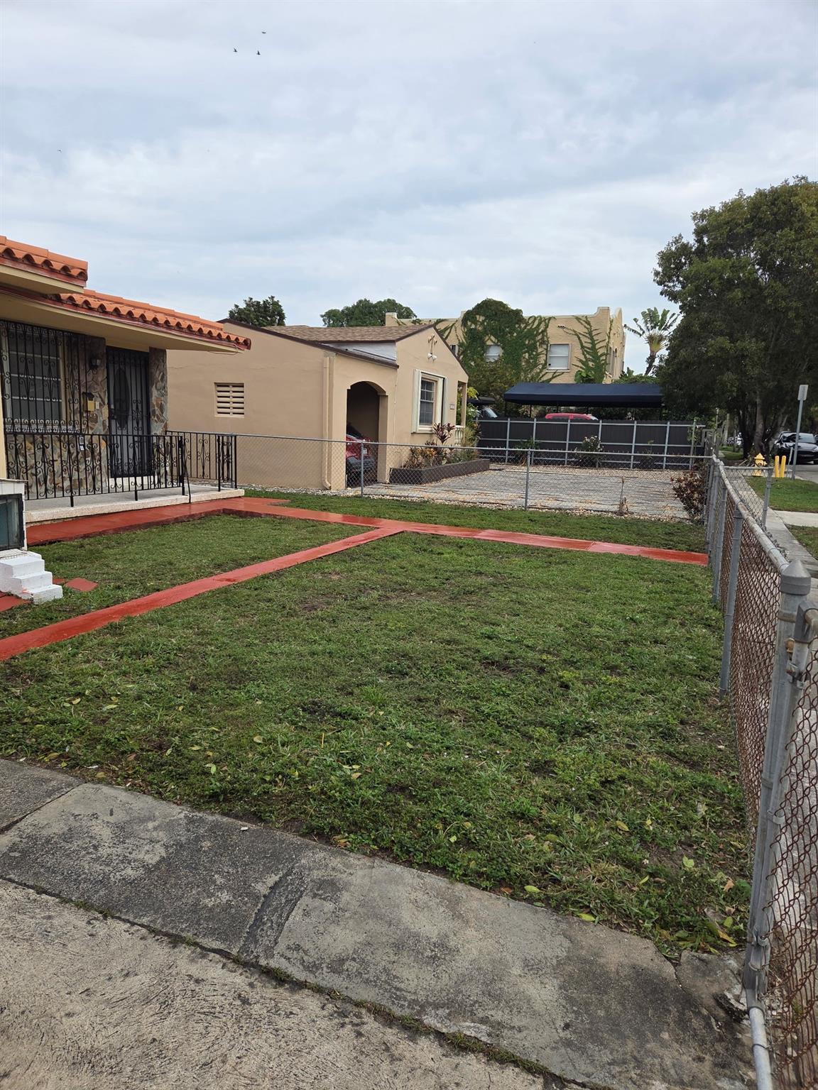 1781 SW 13th St Miami, FL 33145