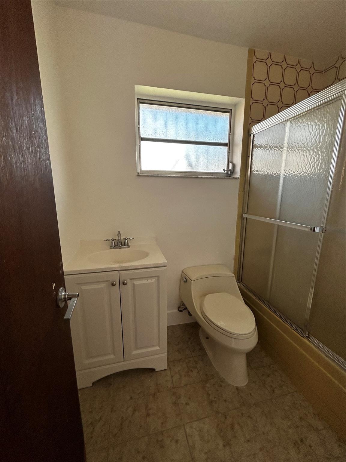 1781 SW 13th St Miami, FL 33145