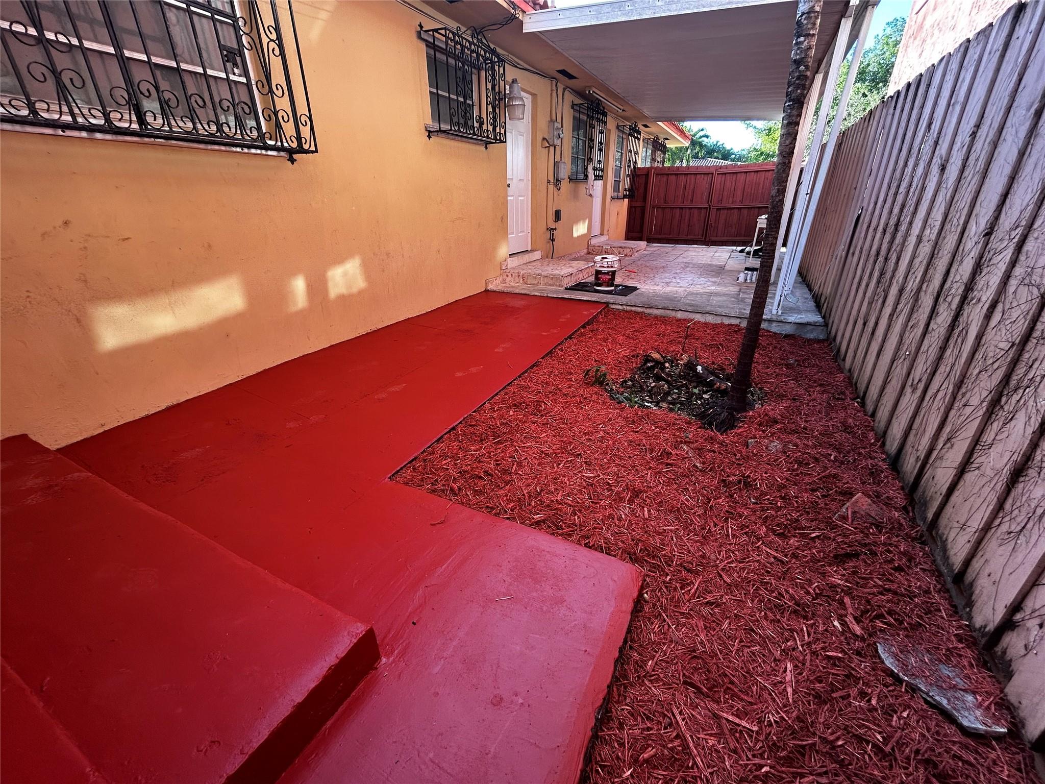 1781 SW 13th St Miami, FL 33145