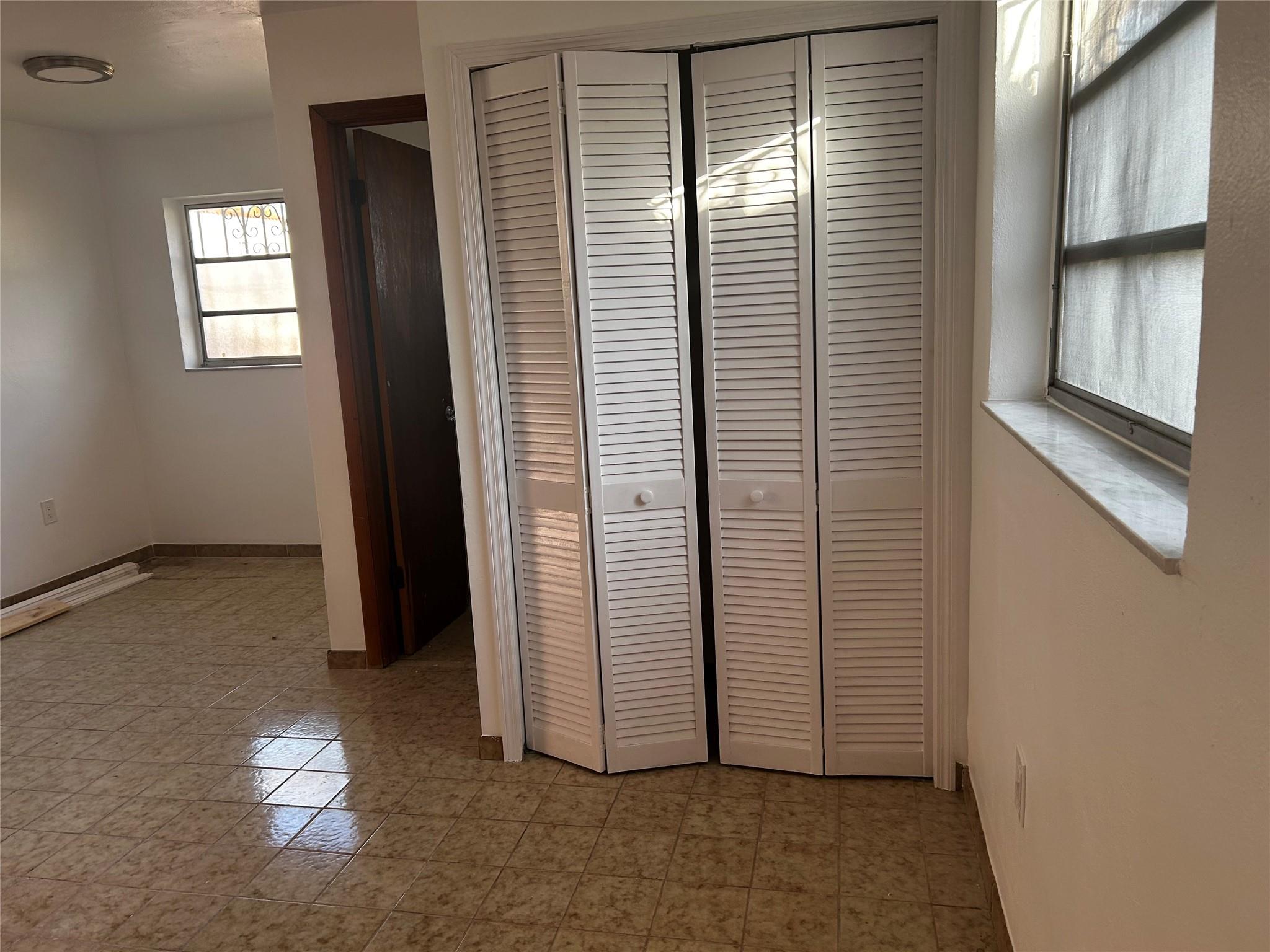 1781 SW 13th St Miami, FL 33145