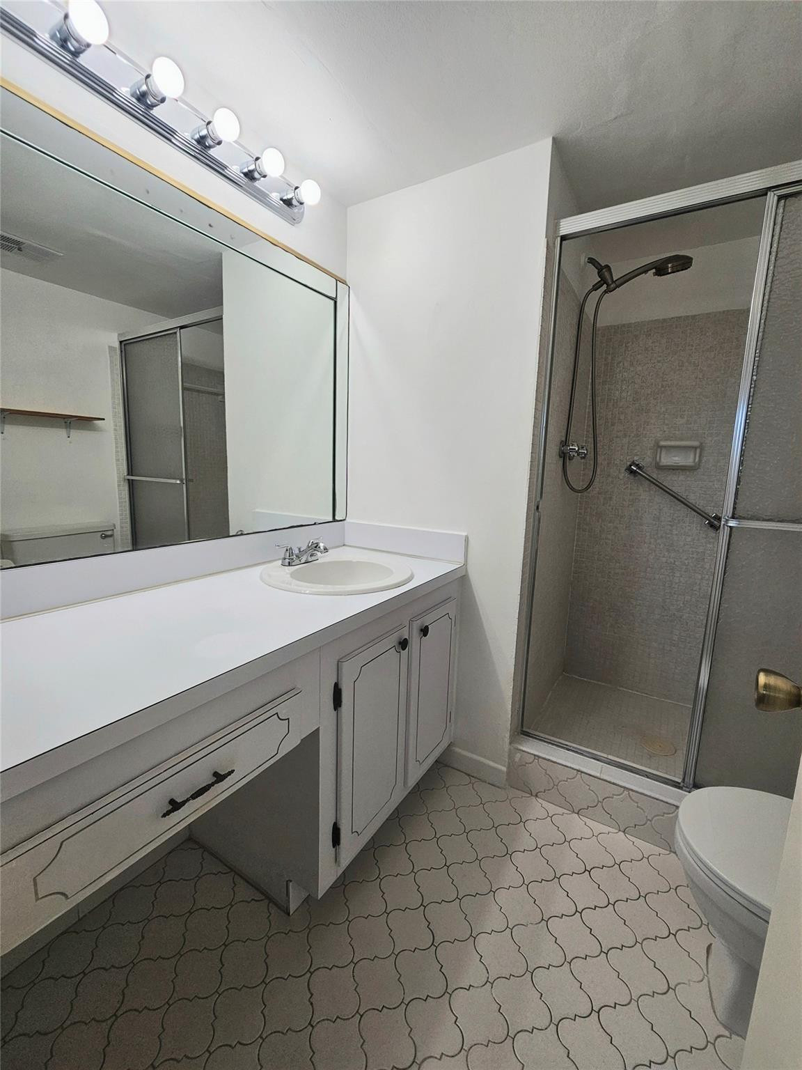 3051 Sunrise Lks Dr #203 Fort Lauderdale, FL 33322