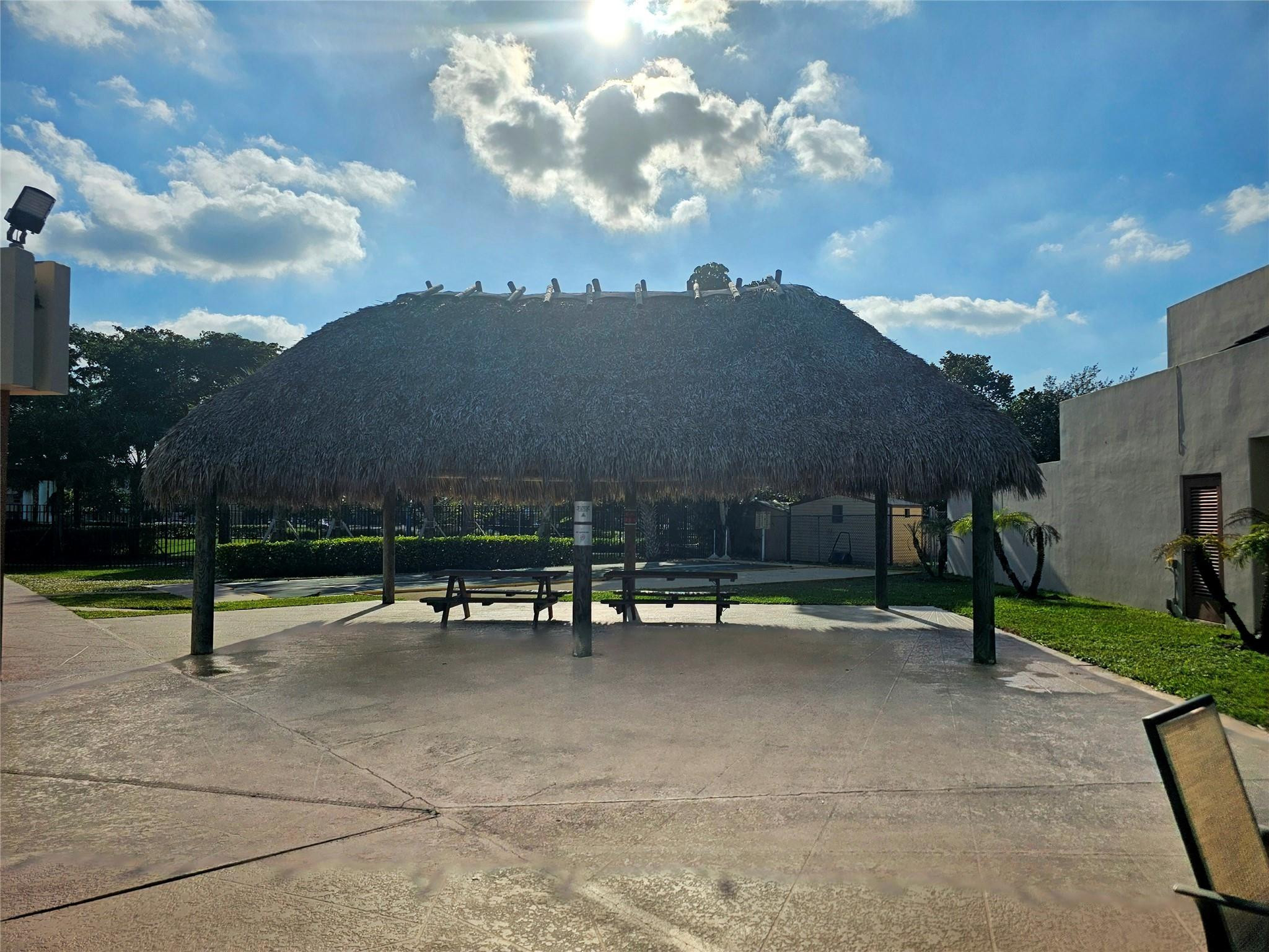 3051 Sunrise Lks Dr #203 Fort Lauderdale, FL 33322