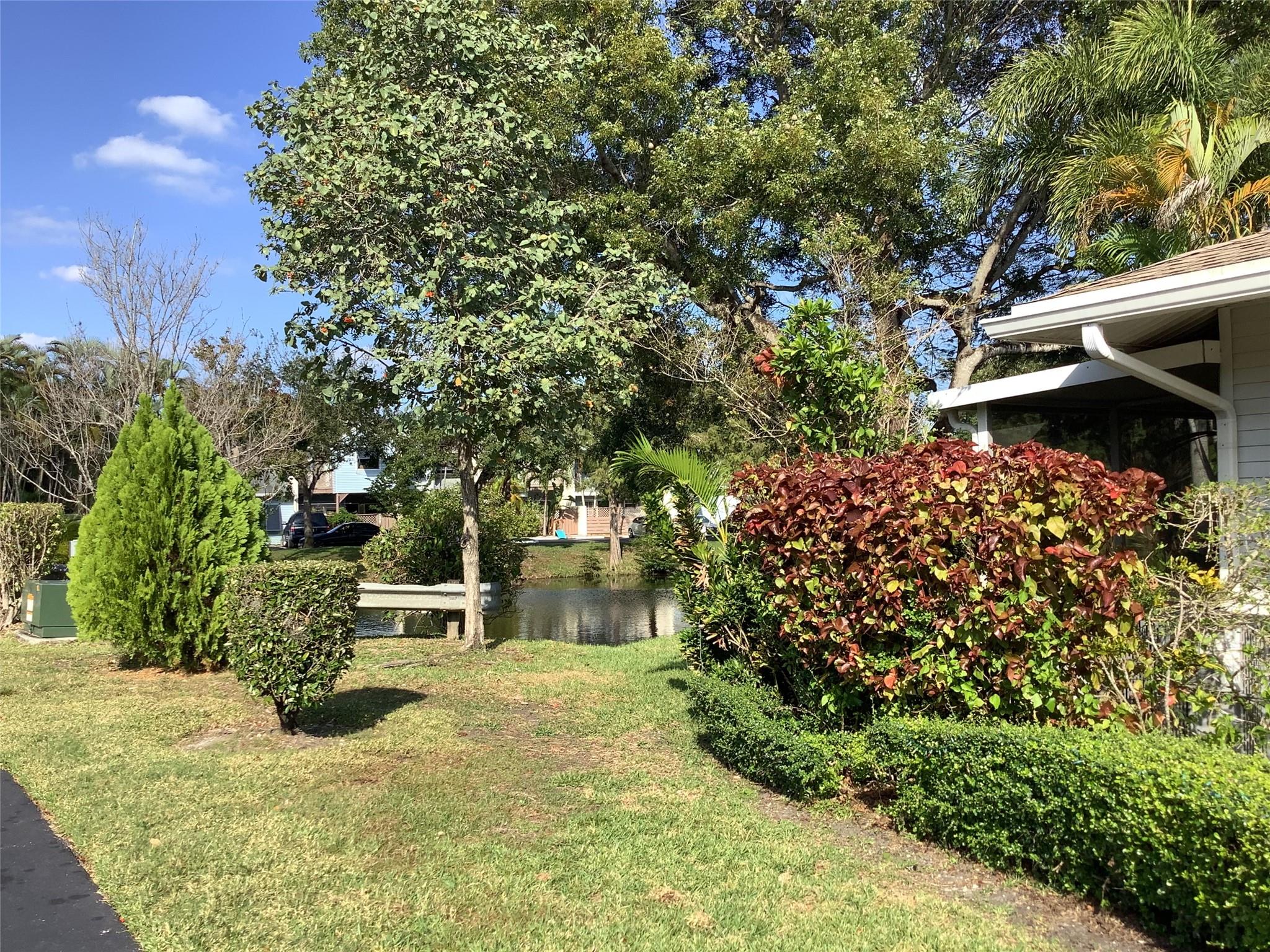 4765 S Hemingway Cir #68 Margate, FL 33063