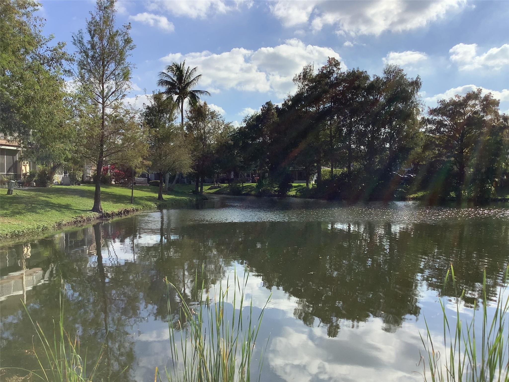 4765 S Hemingway Cir #68 Margate, FL 33063