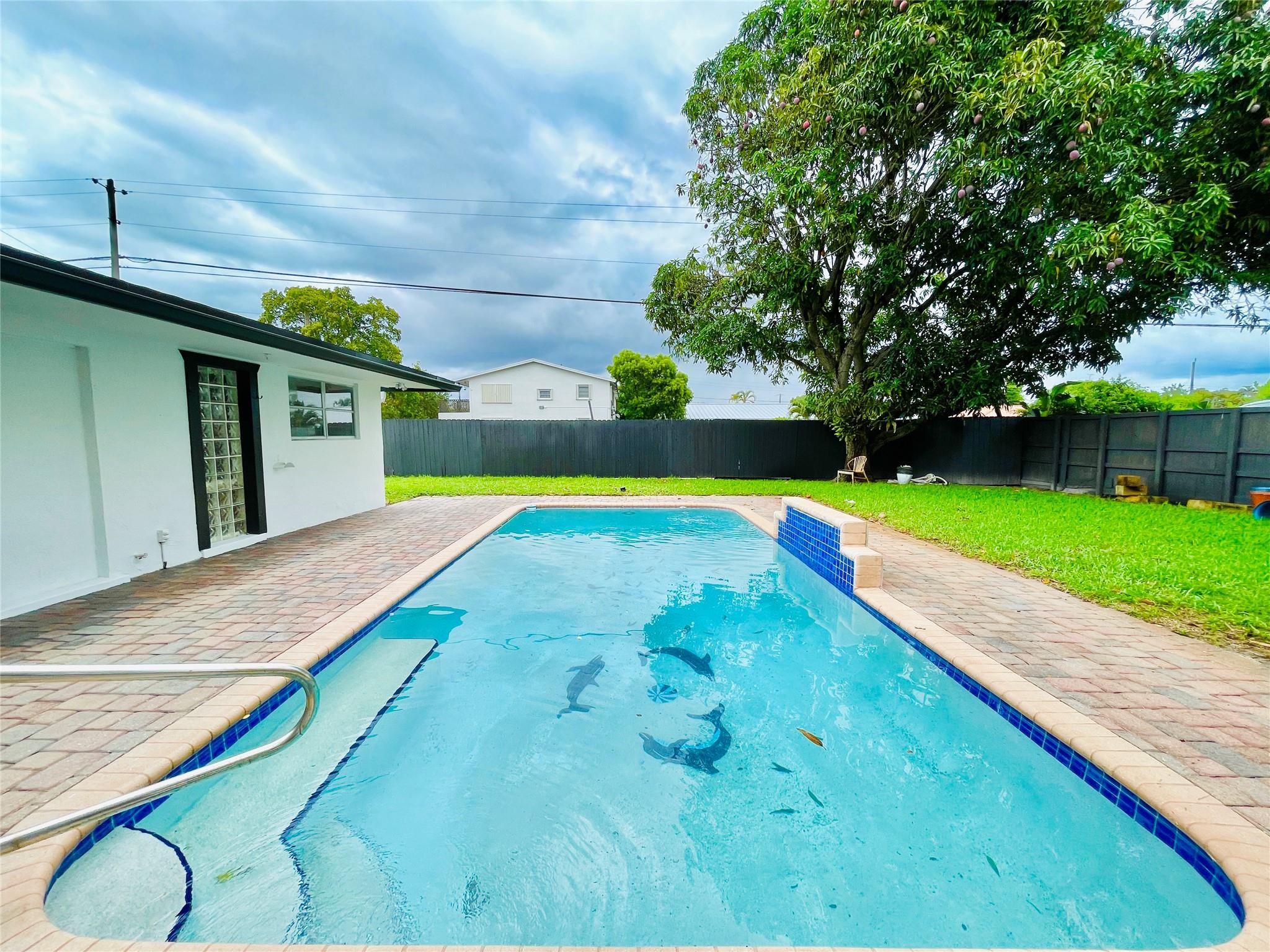 1478 NE 56th St Fort Lauderdale, FL 33334