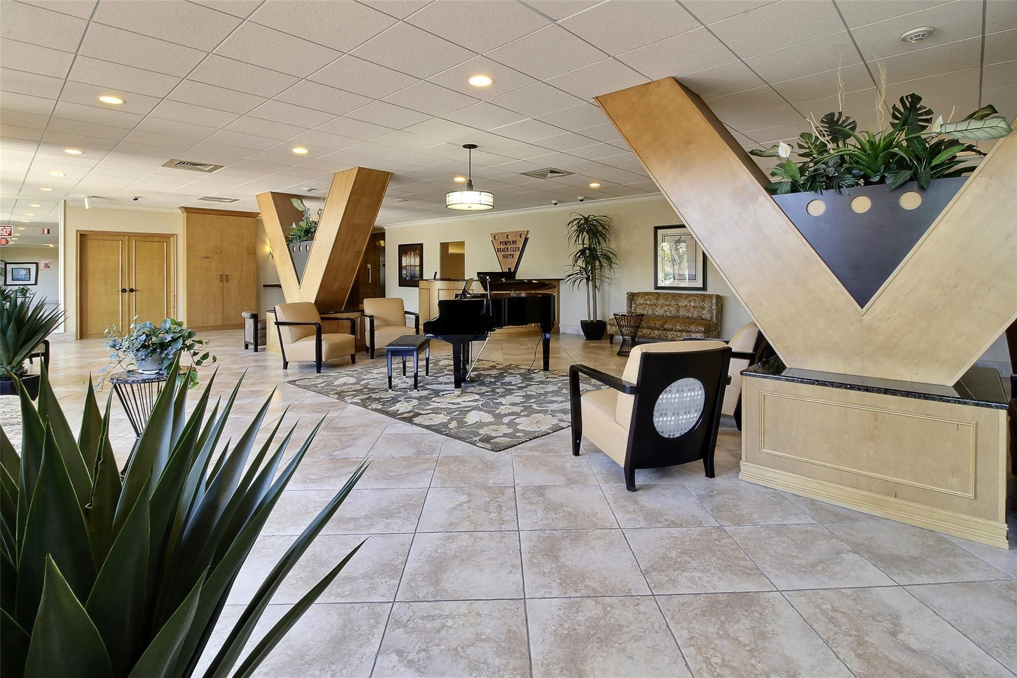 111 Briny Ave #2708 Pompano Beach, FL 33062