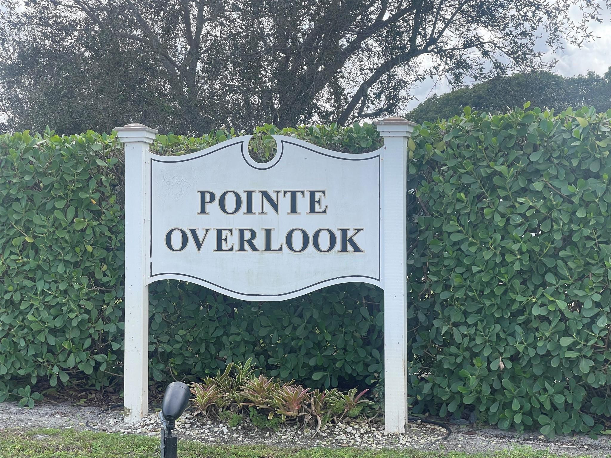 7228 W Oakridge #7228