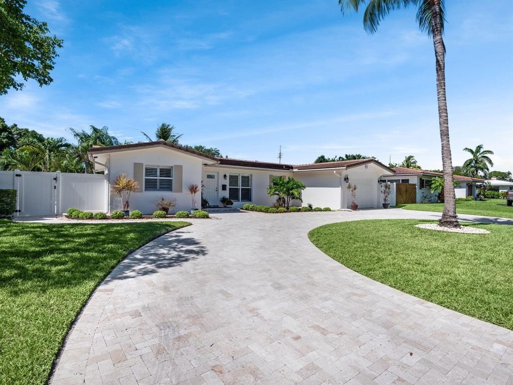 2250 NE 35th Lighthouse Point, FL 33064