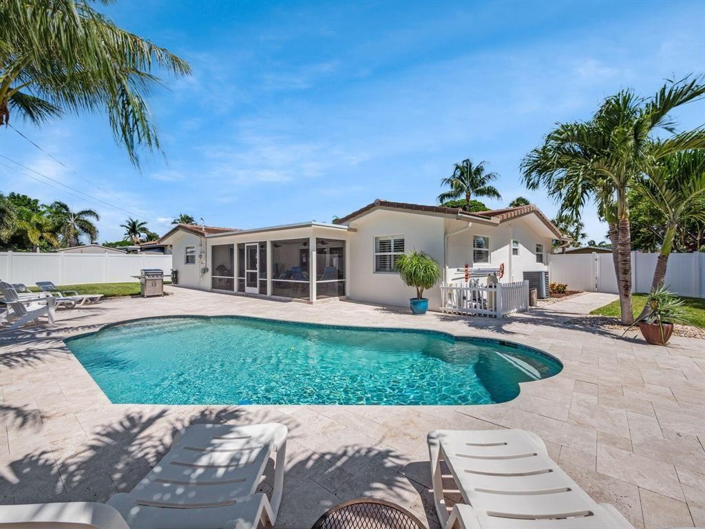 2250 NE 35th Lighthouse Point, FL 33064