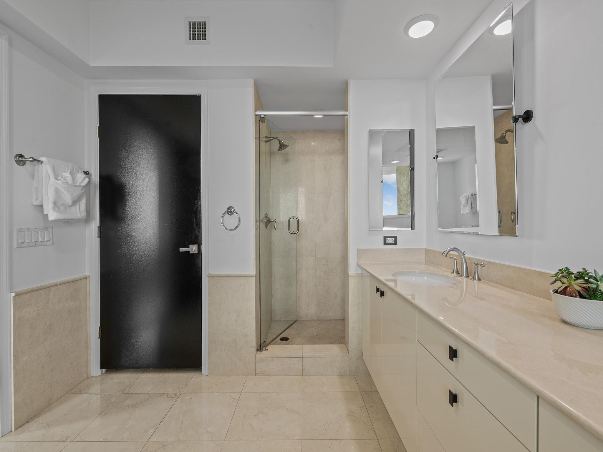 411 N New Riv #2401 Fort Lauderdale, FL 33301