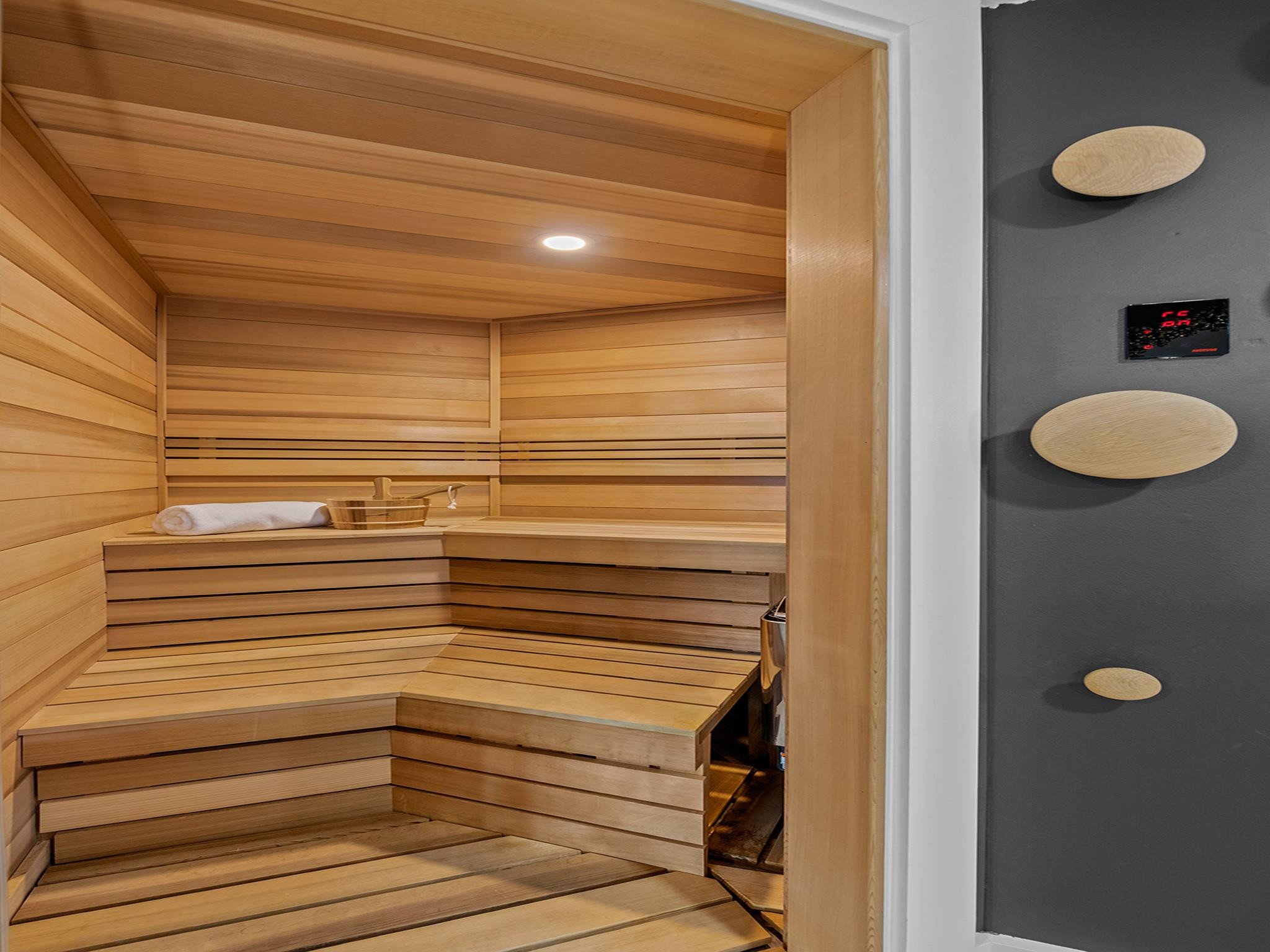 411 N New Riv #2401 Fort Lauderdale, FL 33301