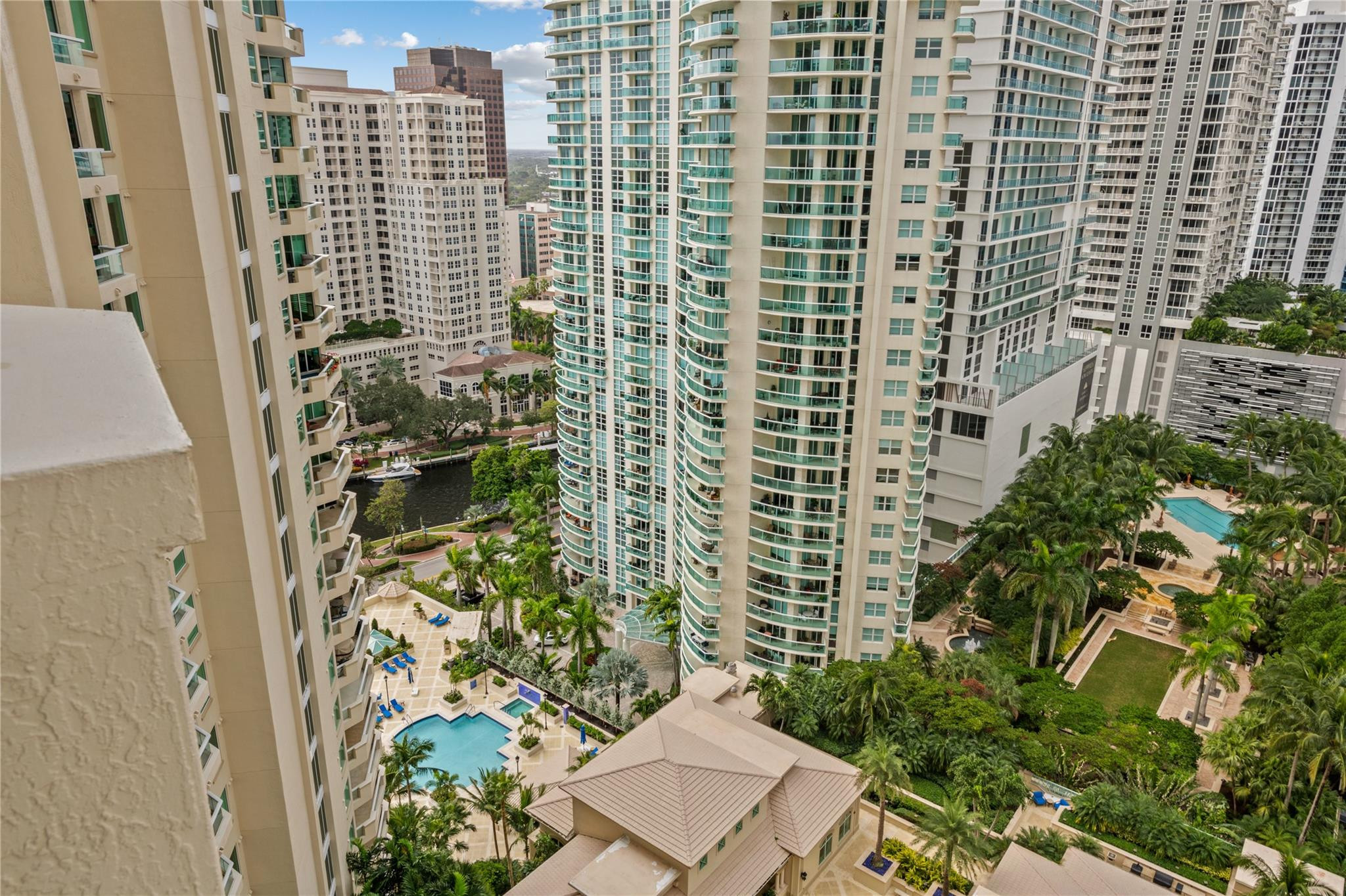 411 N New Riv #2401 Fort Lauderdale, FL 33301