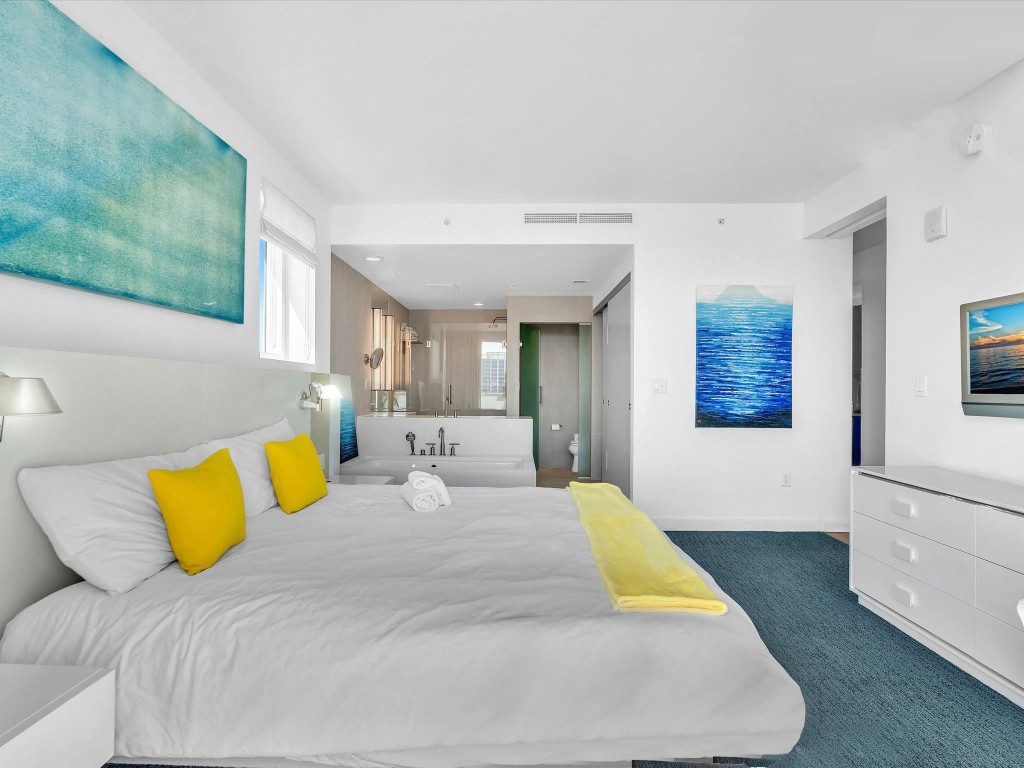 3101 Bayshore #2301 Fort Lauderdale, FL 33304