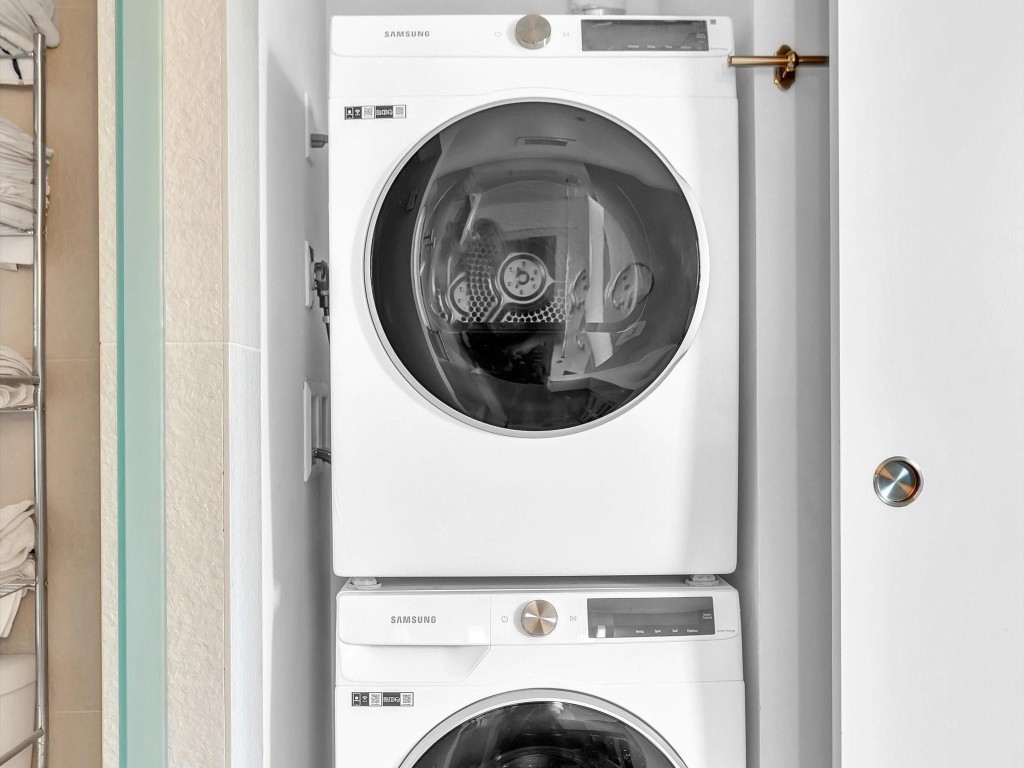 3101 Bayshore #2301 Fort Lauderdale, FL 33304