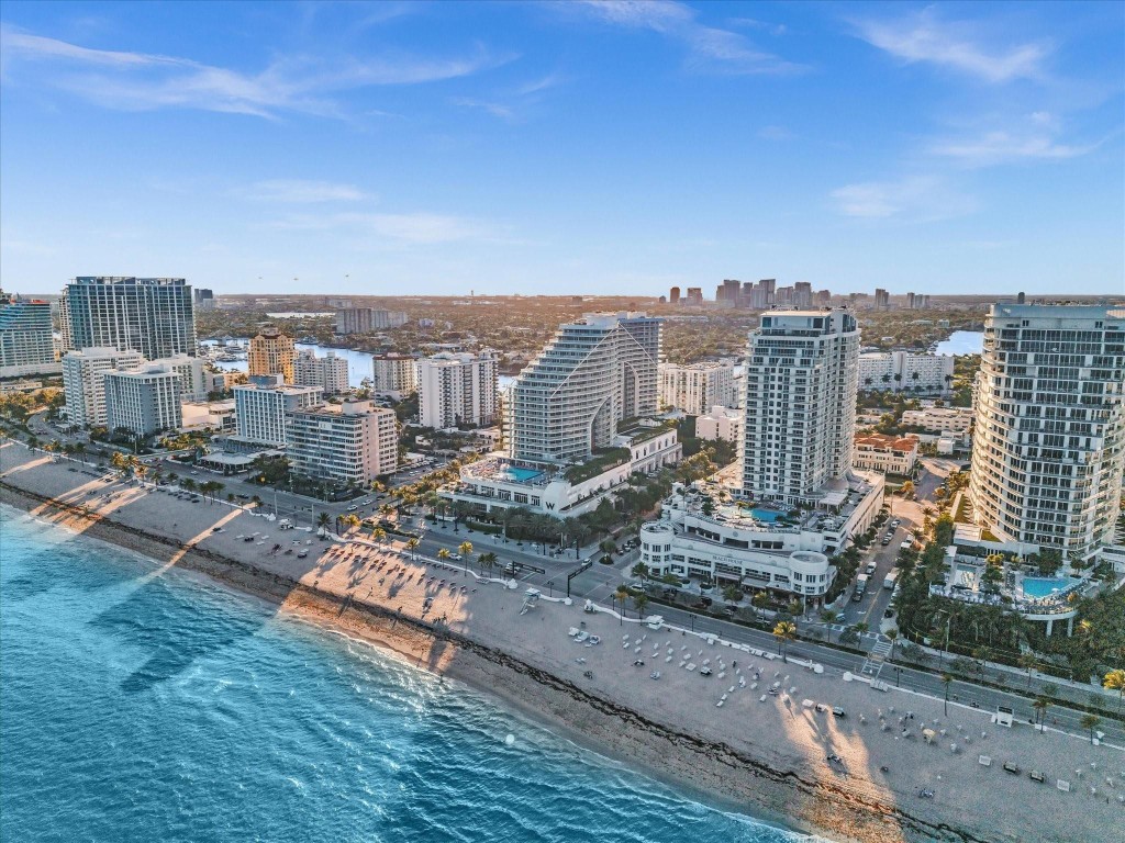 3101 Bayshore #2301 Fort Lauderdale, FL 33304