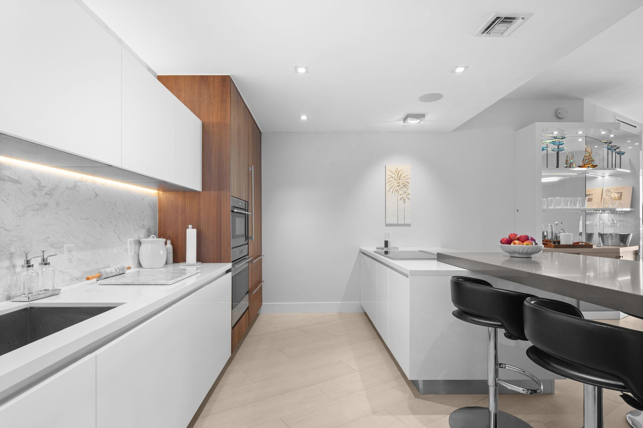 701 N Fort Lauderdale Bch #1603 Fort Lauderdale, FL 33304