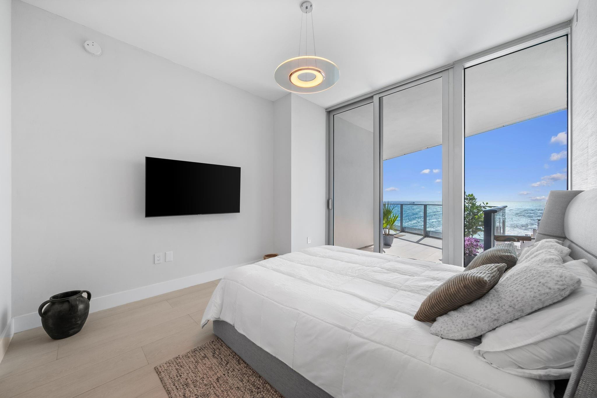 701 N Fort Lauderdale Bch #1603 Fort Lauderdale, FL 33304