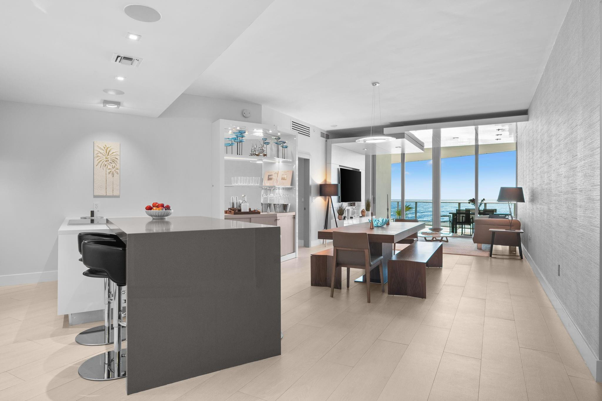 701 N Fort Lauderdale Bch #1603 Fort Lauderdale, FL 33304