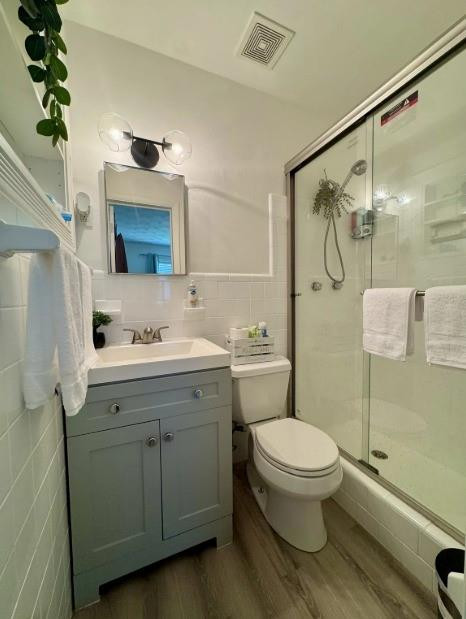 3300 N 67th Hollywood, FL 33024