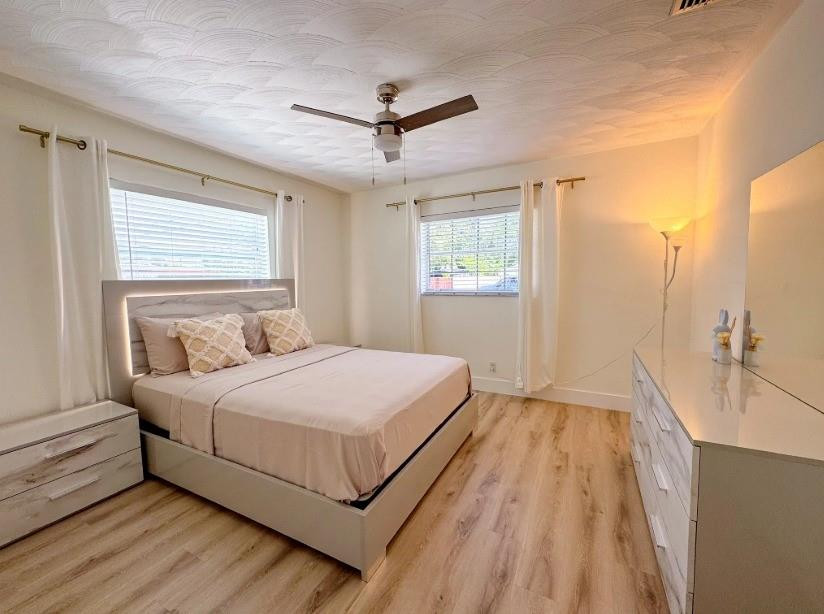 3300 N 67th Hollywood, FL 33024