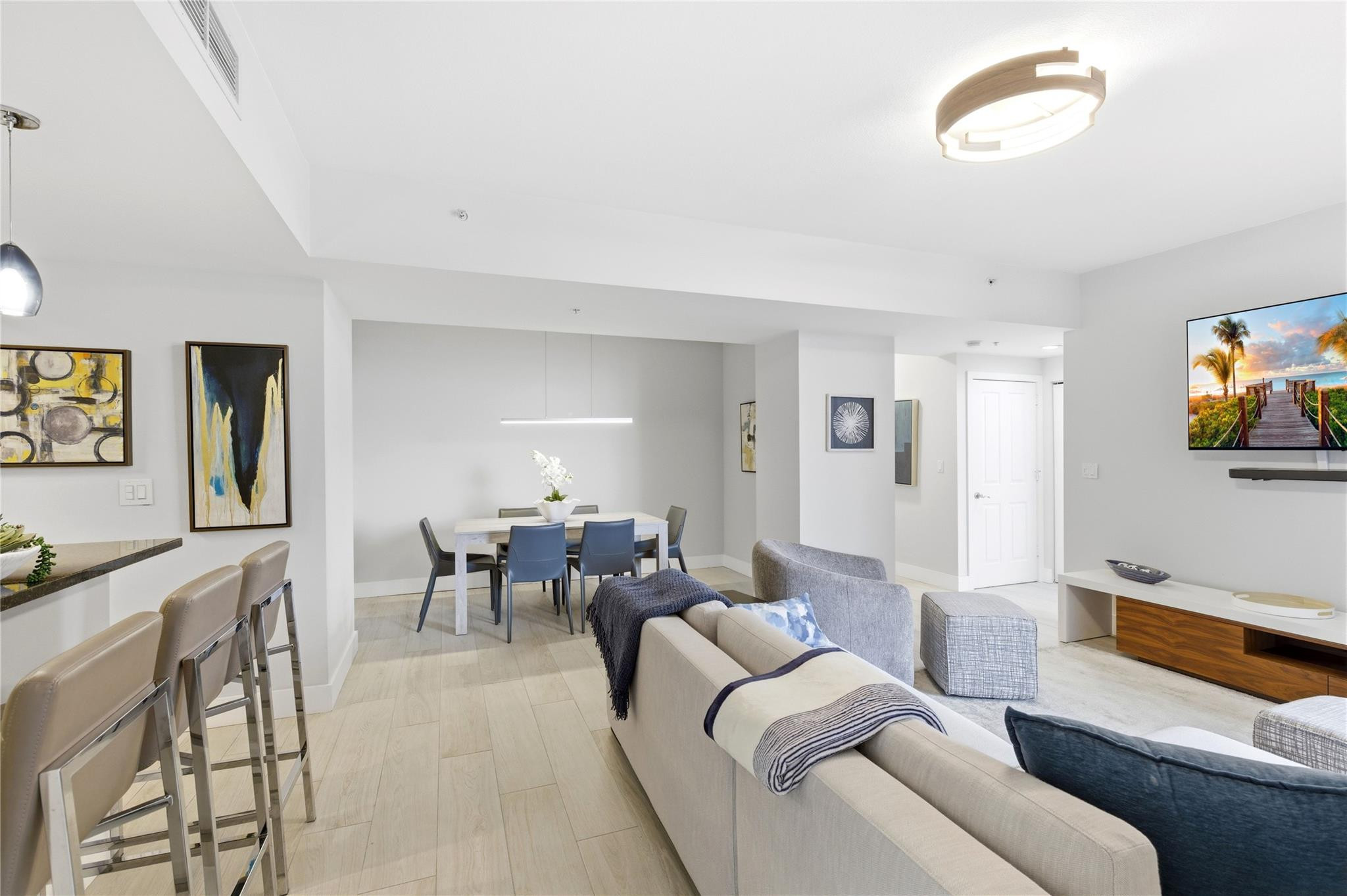 511 SE 5th #1719 Fort Lauderdale, FL 33301