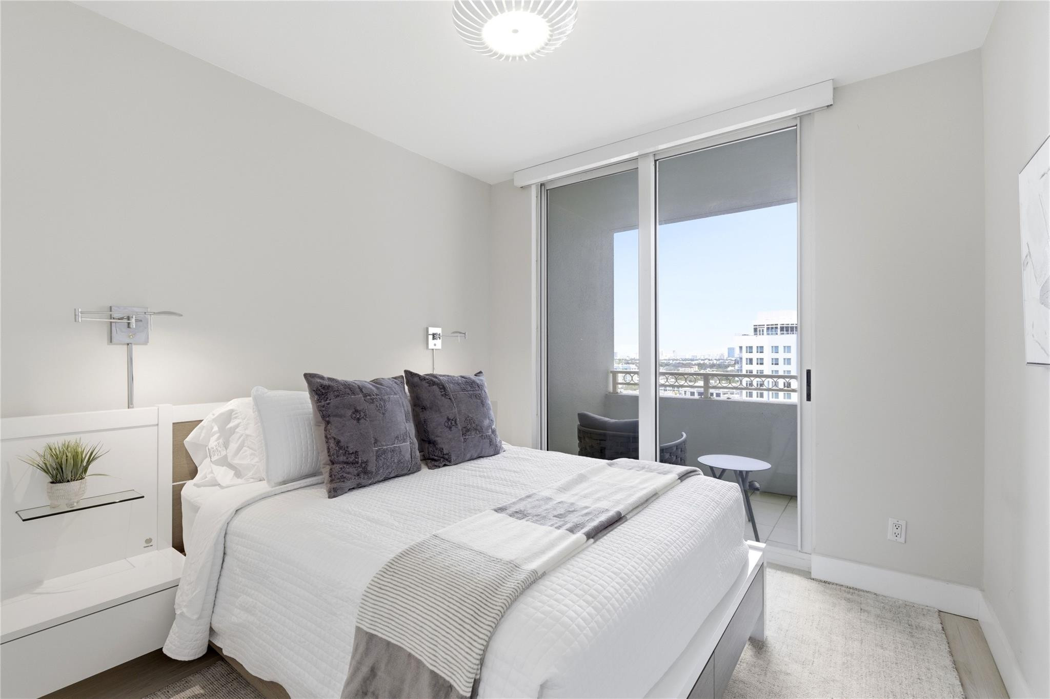 511 SE 5th #1719 Fort Lauderdale, FL 33301