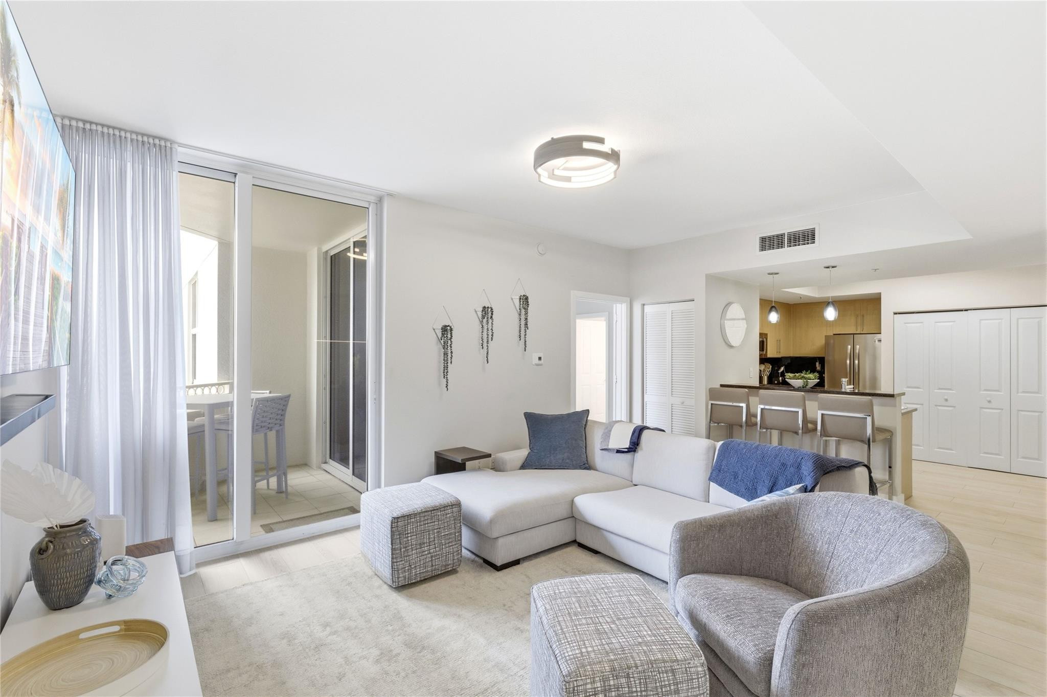 511 SE 5th #1719 Fort Lauderdale, FL 33301