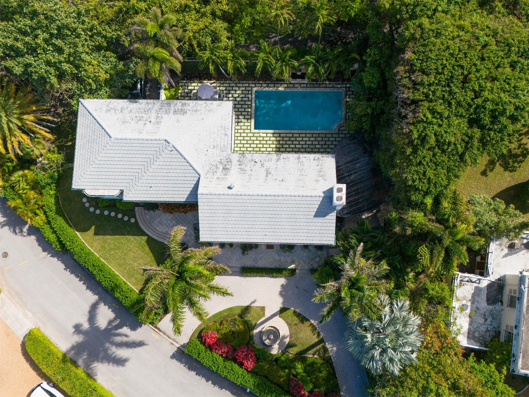 361 Crescent Palm Beach, FL 33480