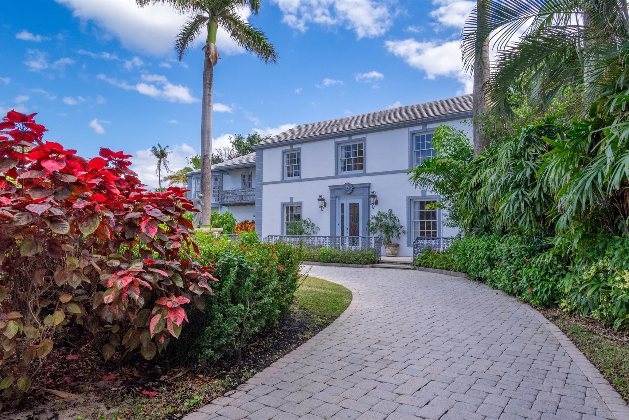 361 Crescent Palm Beach, FL 33480