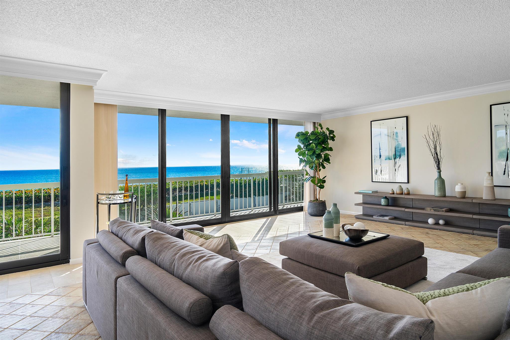 3300 S Ocean Blvd #203 N,Palm Beach, FL 33480