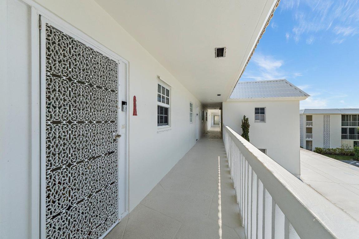 100 Waterway #E305 Tequesta, FL 33469