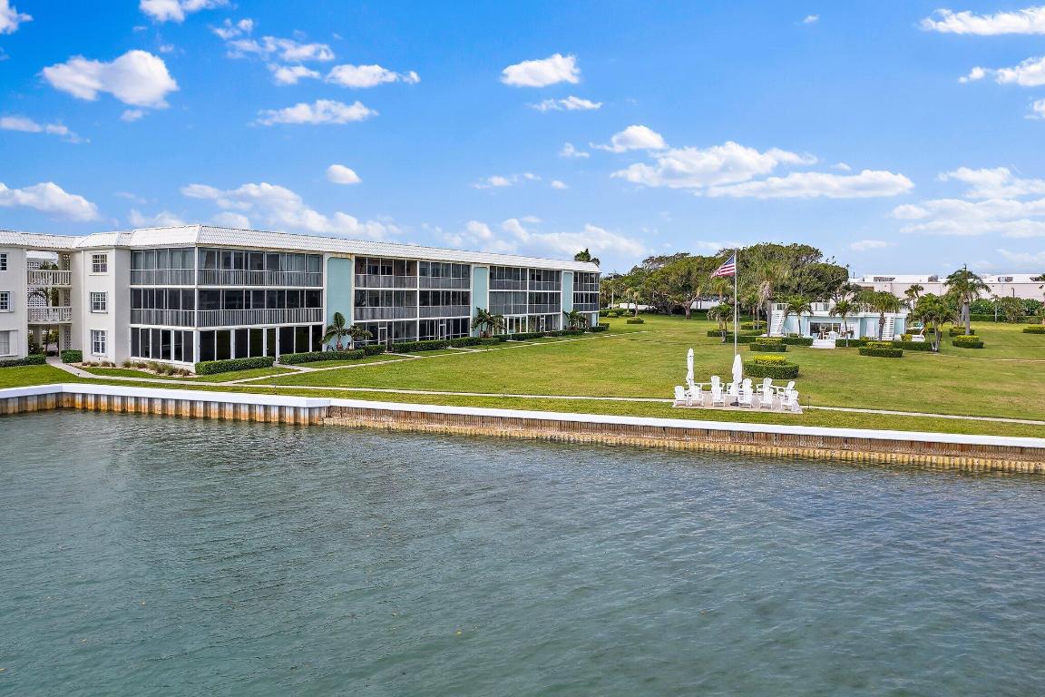 100 Waterway #E305 Tequesta, FL 33469