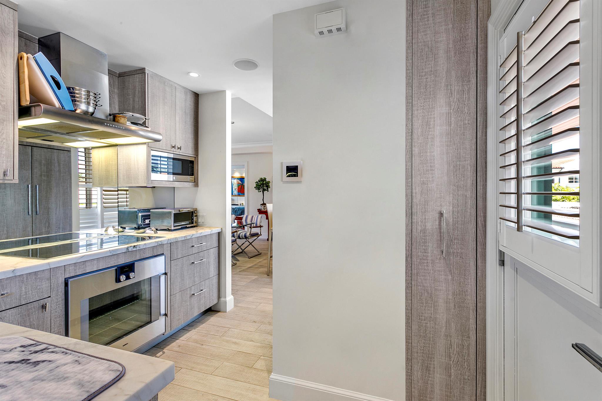 315 S Lake Dr #3f,Palm Beach, FL 33480