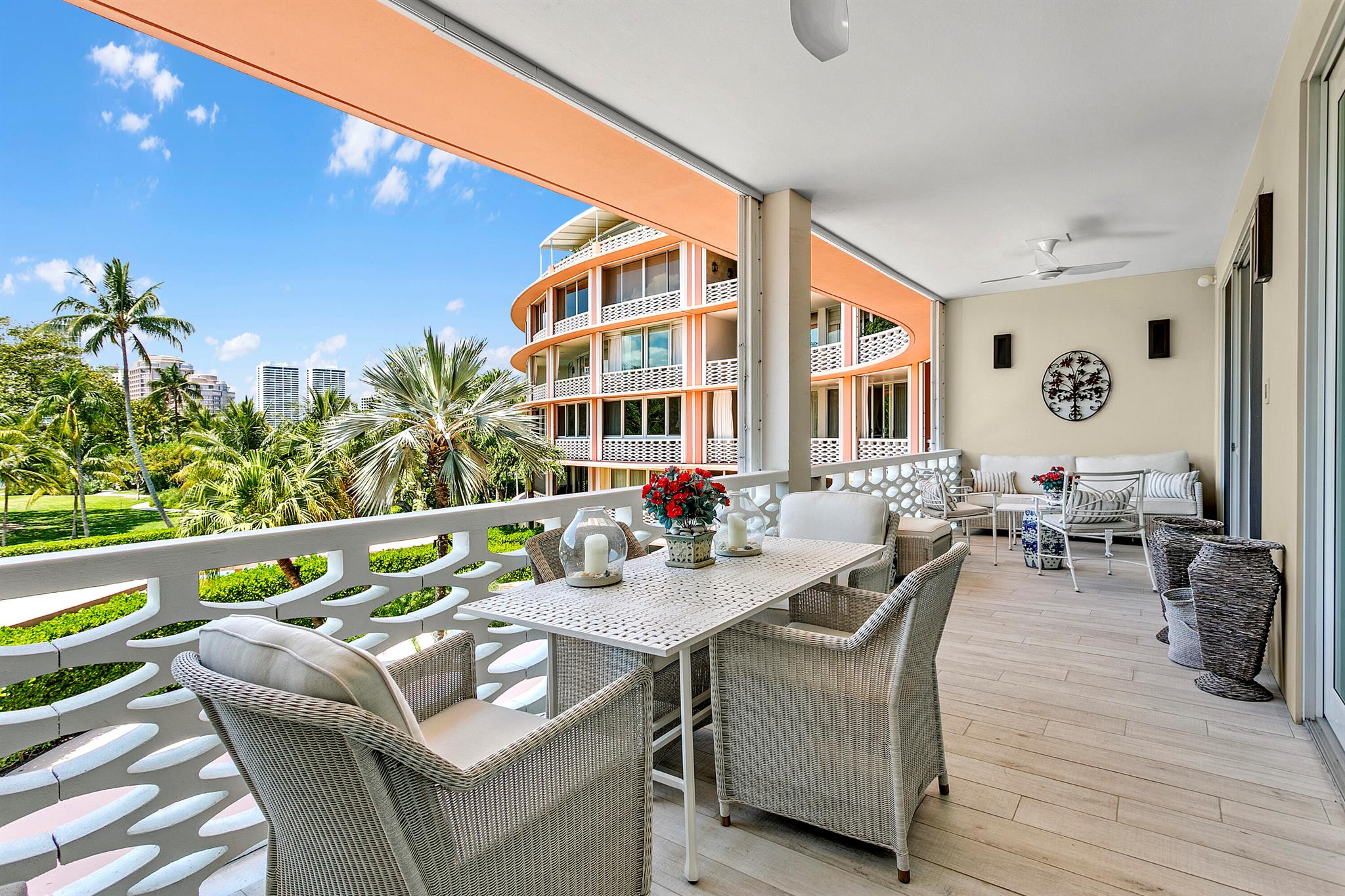 315 S Lake Dr #3f,Palm Beach, FL 33480