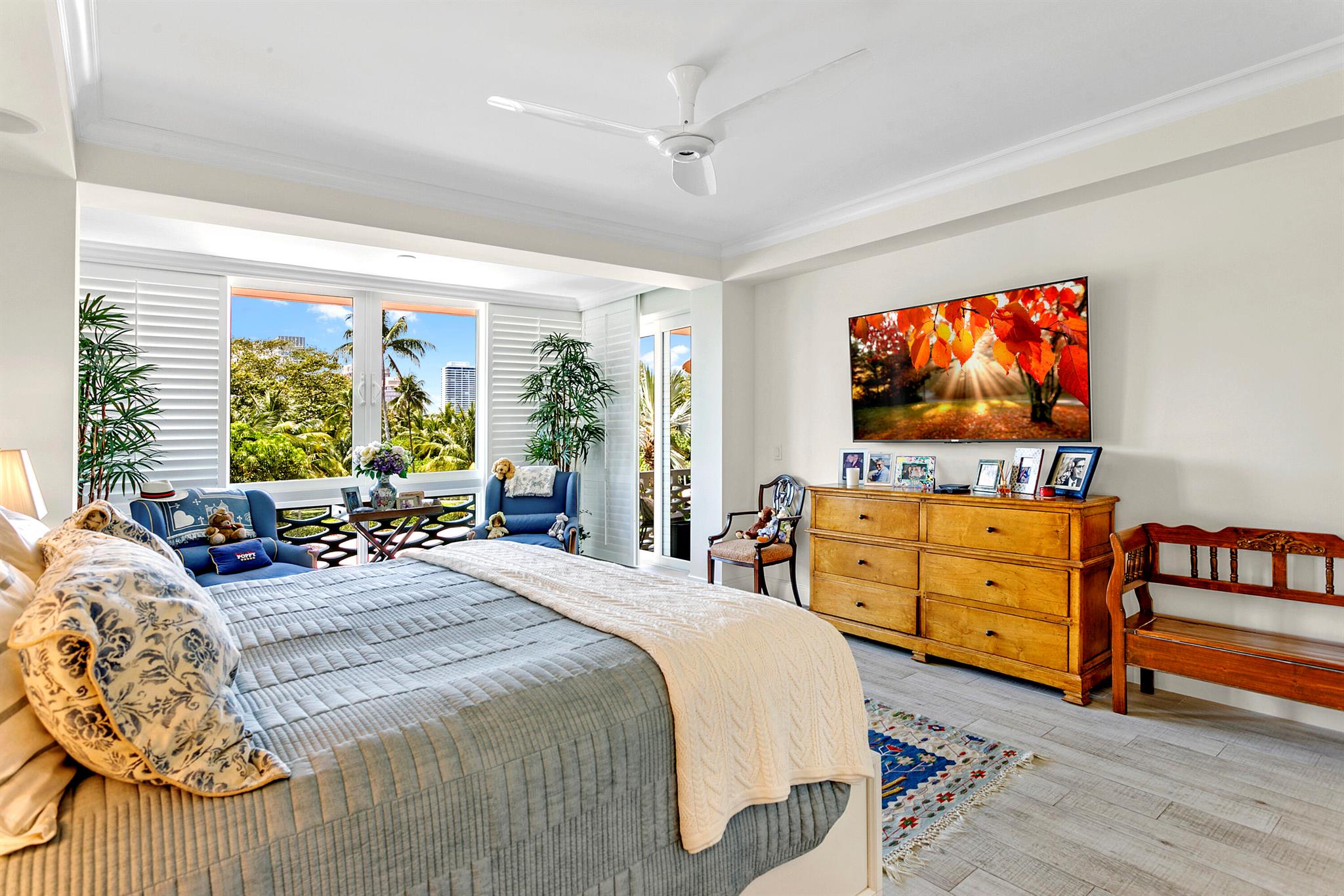 315 S Lake Dr #3f,Palm Beach, FL 33480